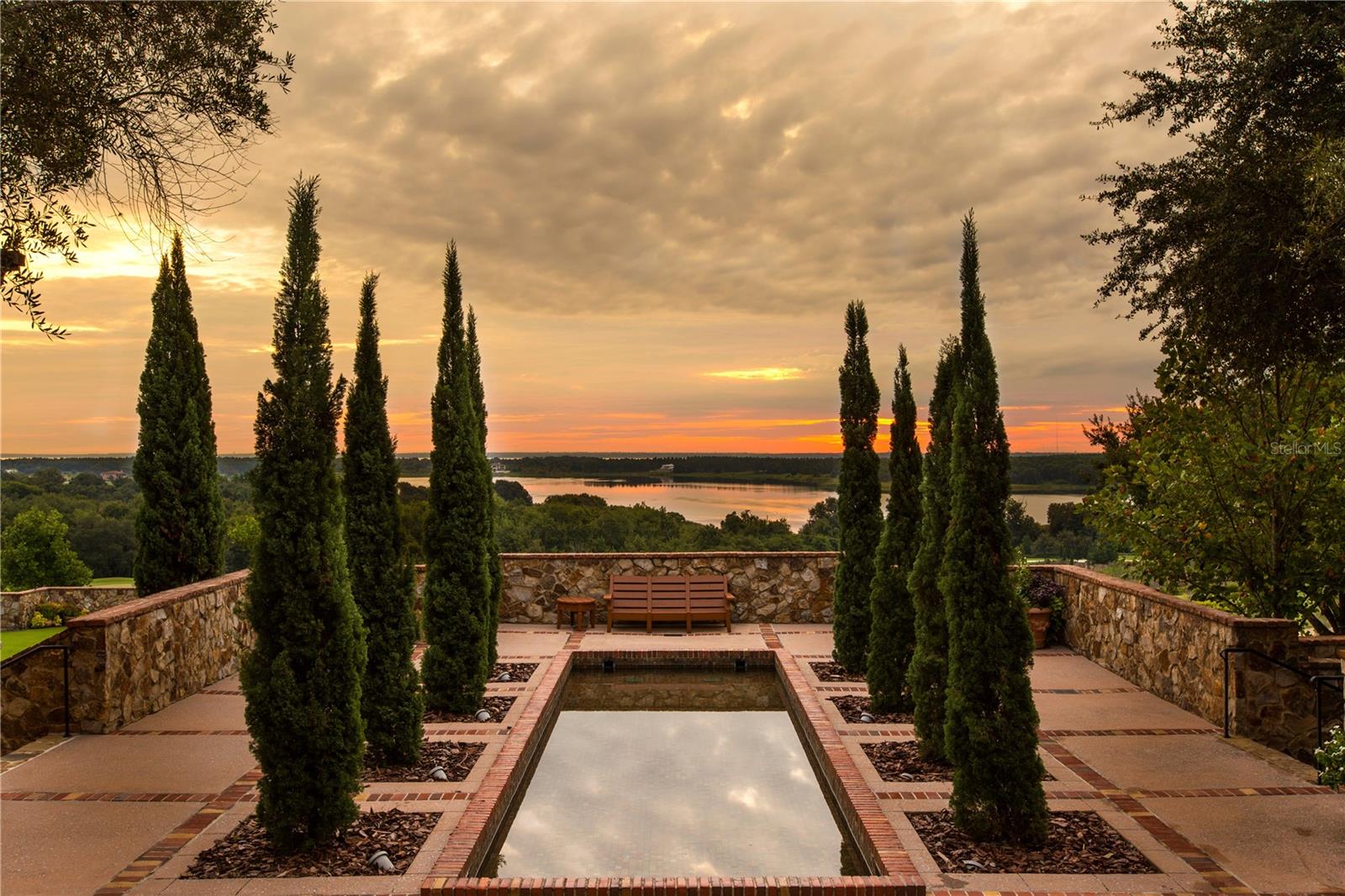 Image 12 of 13 For 16401 Pendio Drive