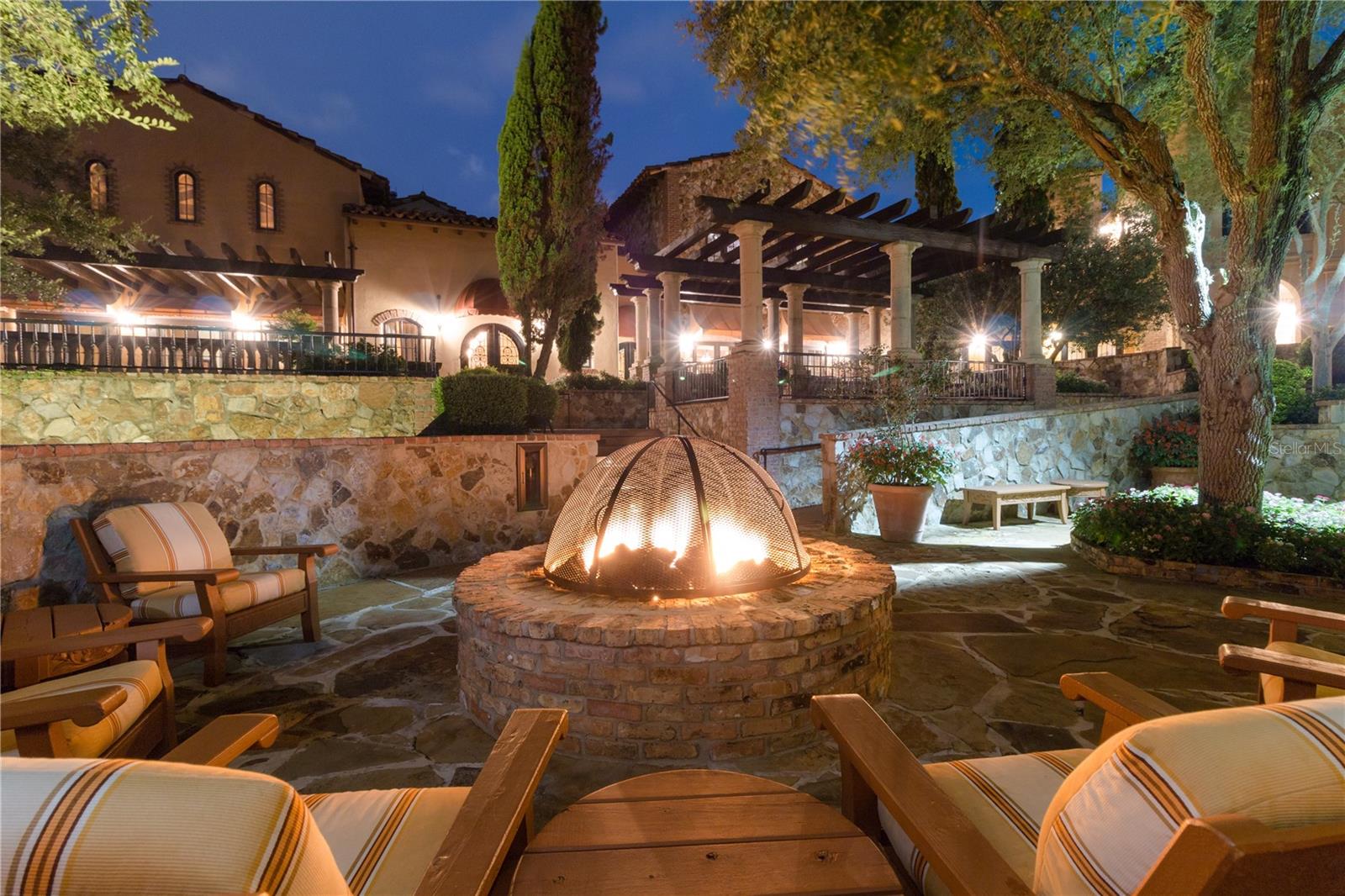 Image 9 of 13 For 16401 Pendio Drive