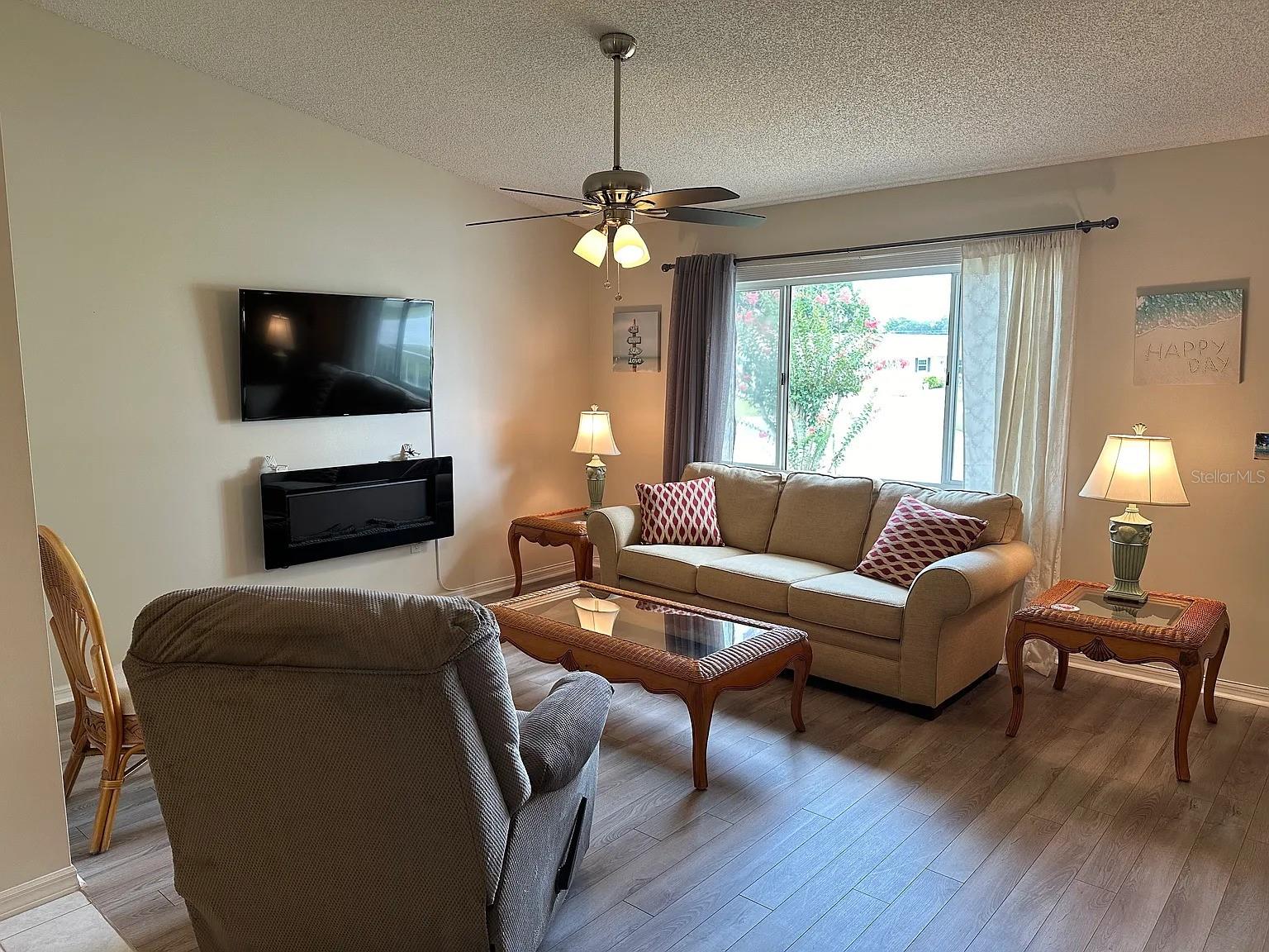 Image 6 of 18 For 17808 107th Terrace