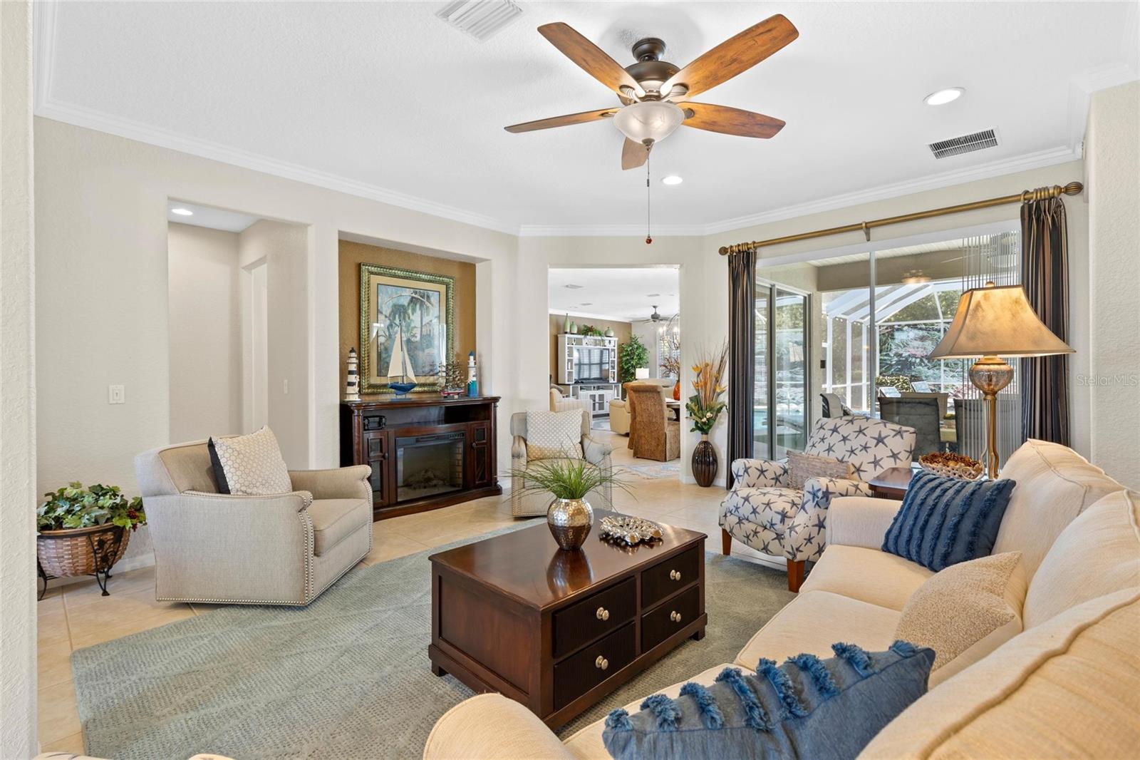 Image 16 of 32 For 13932 96th Circle