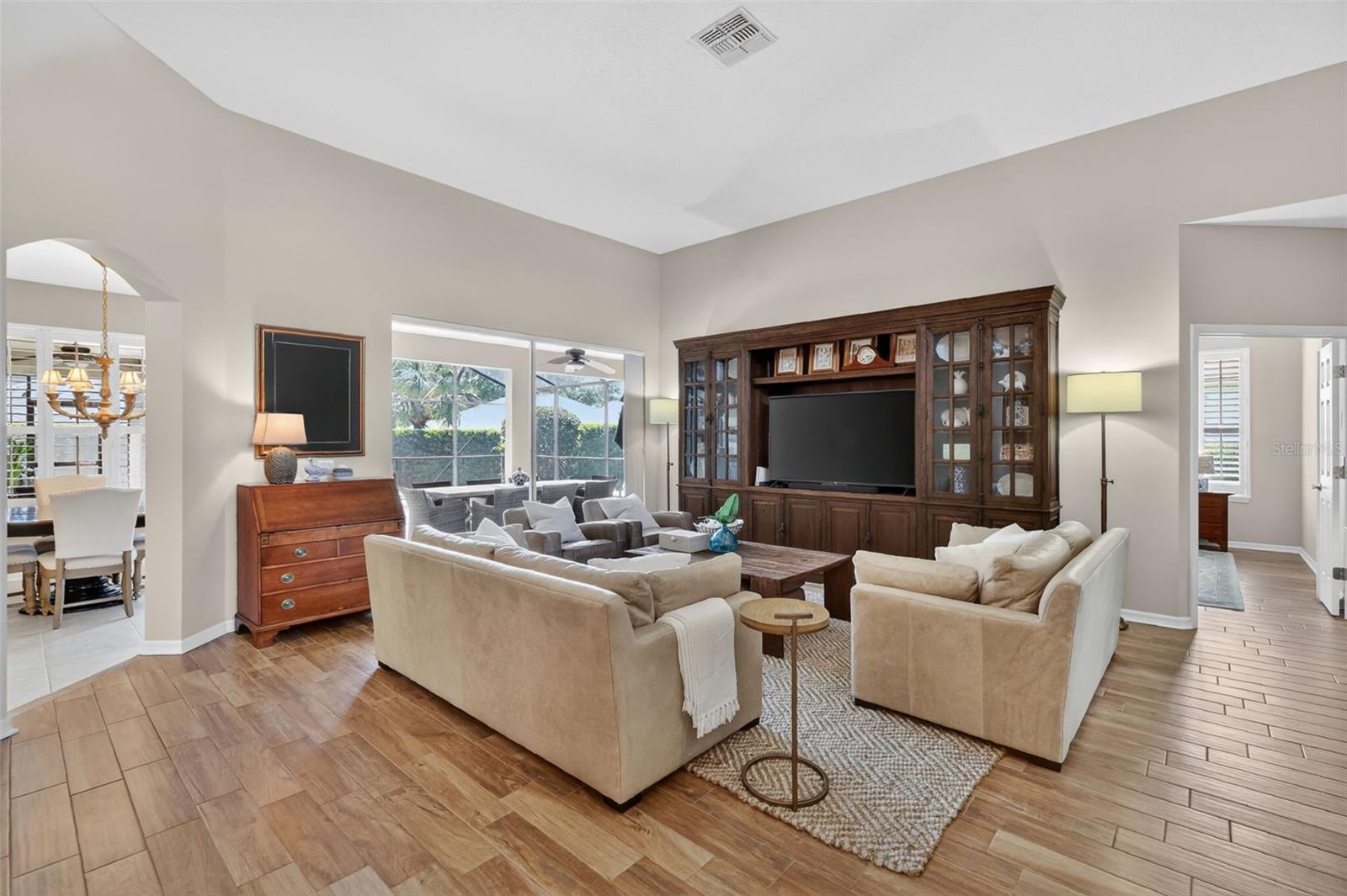 Image 11 of 55 For 9096 Laurel Ridge Drive
