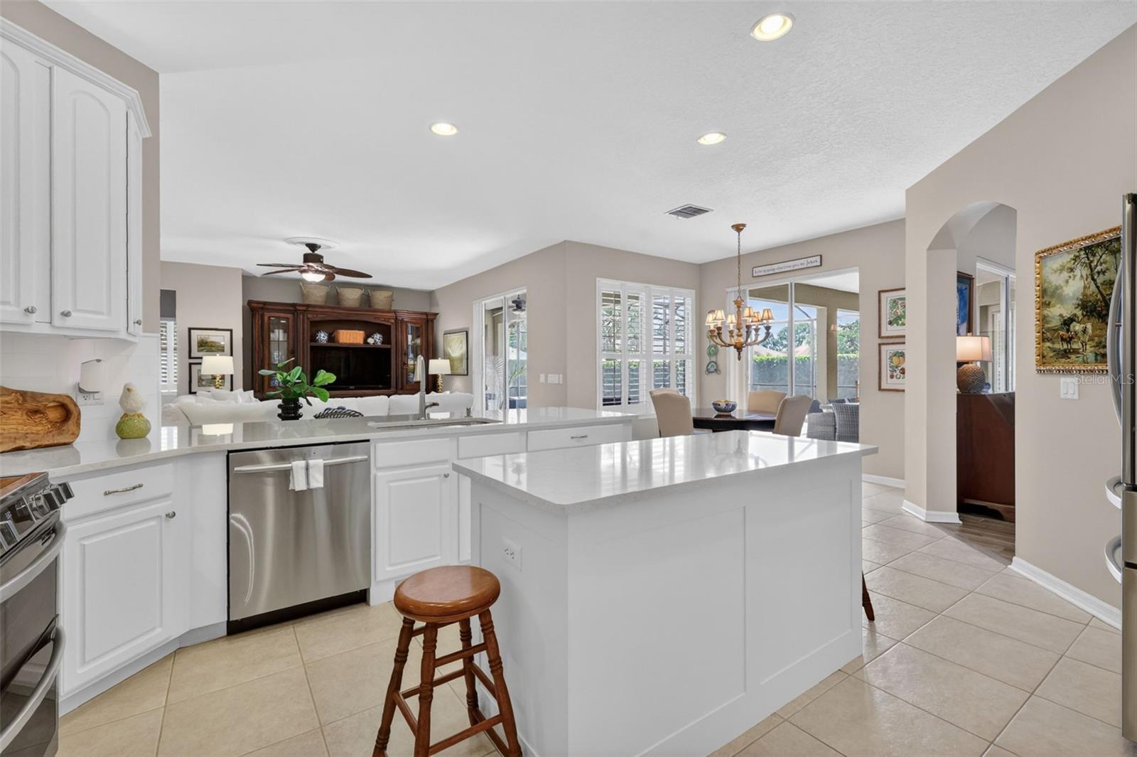 Image 15 of 55 For 9096 Laurel Ridge Drive