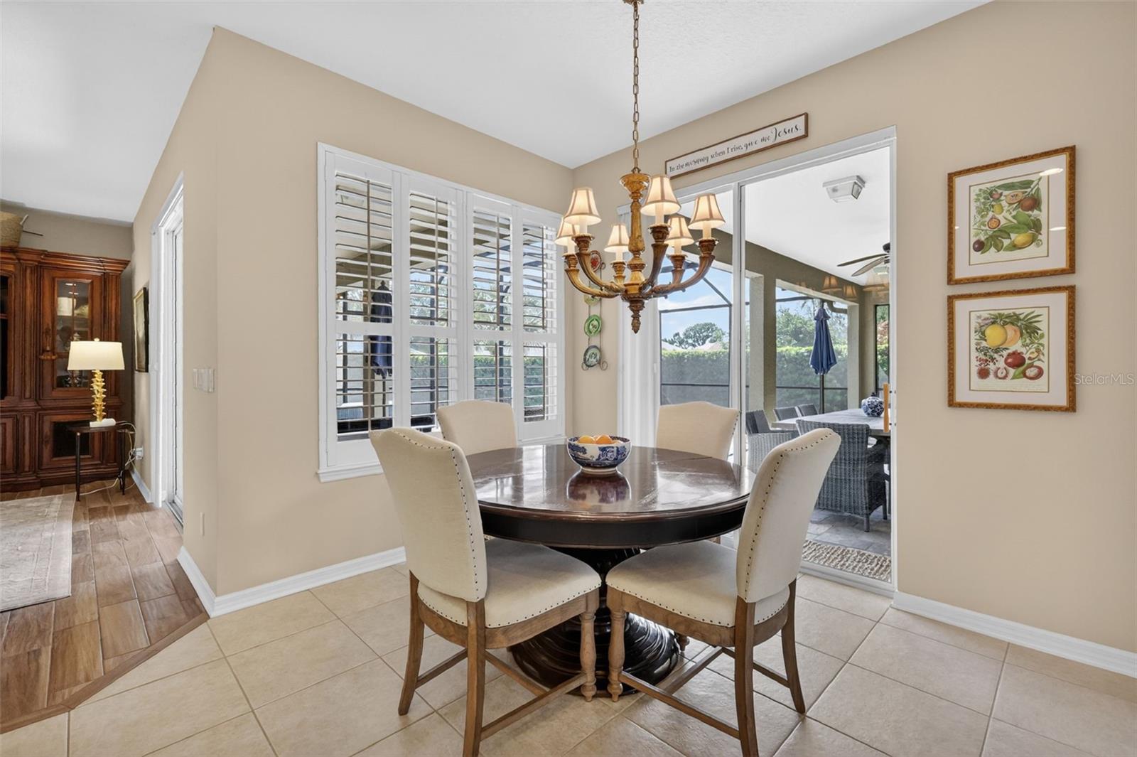 Image 18 of 55 For 9096 Laurel Ridge Drive