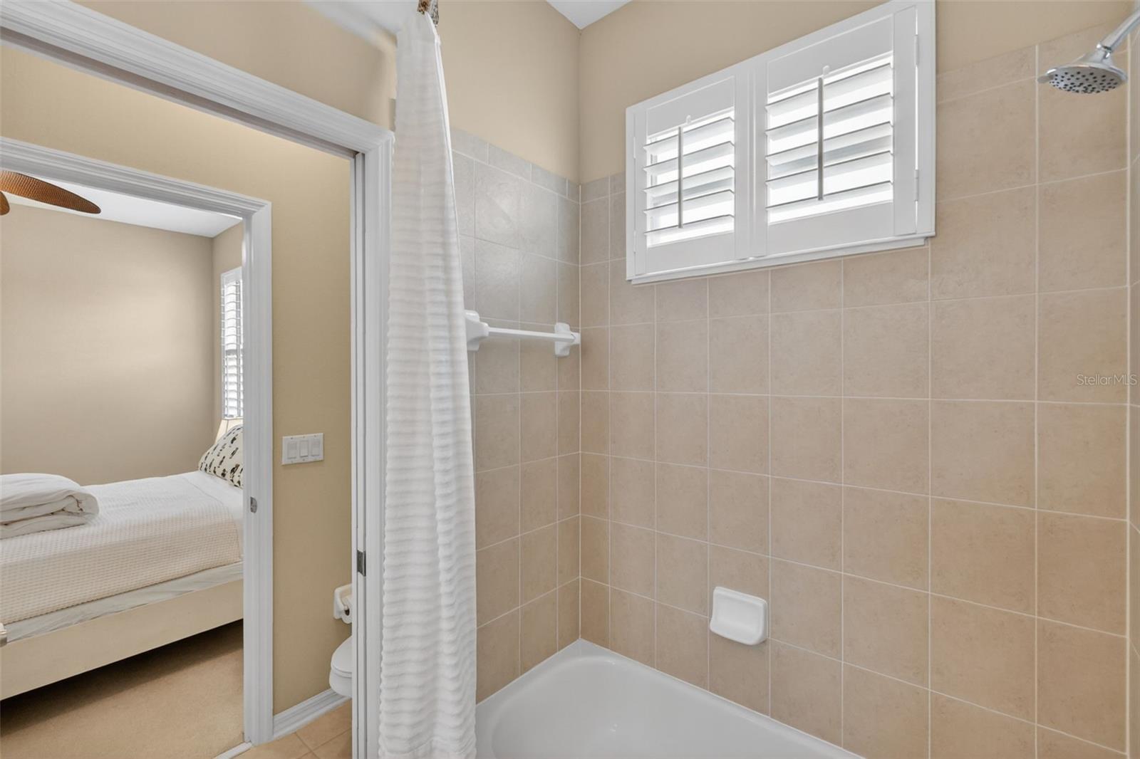 Image 32 of 55 For 9096 Laurel Ridge Drive