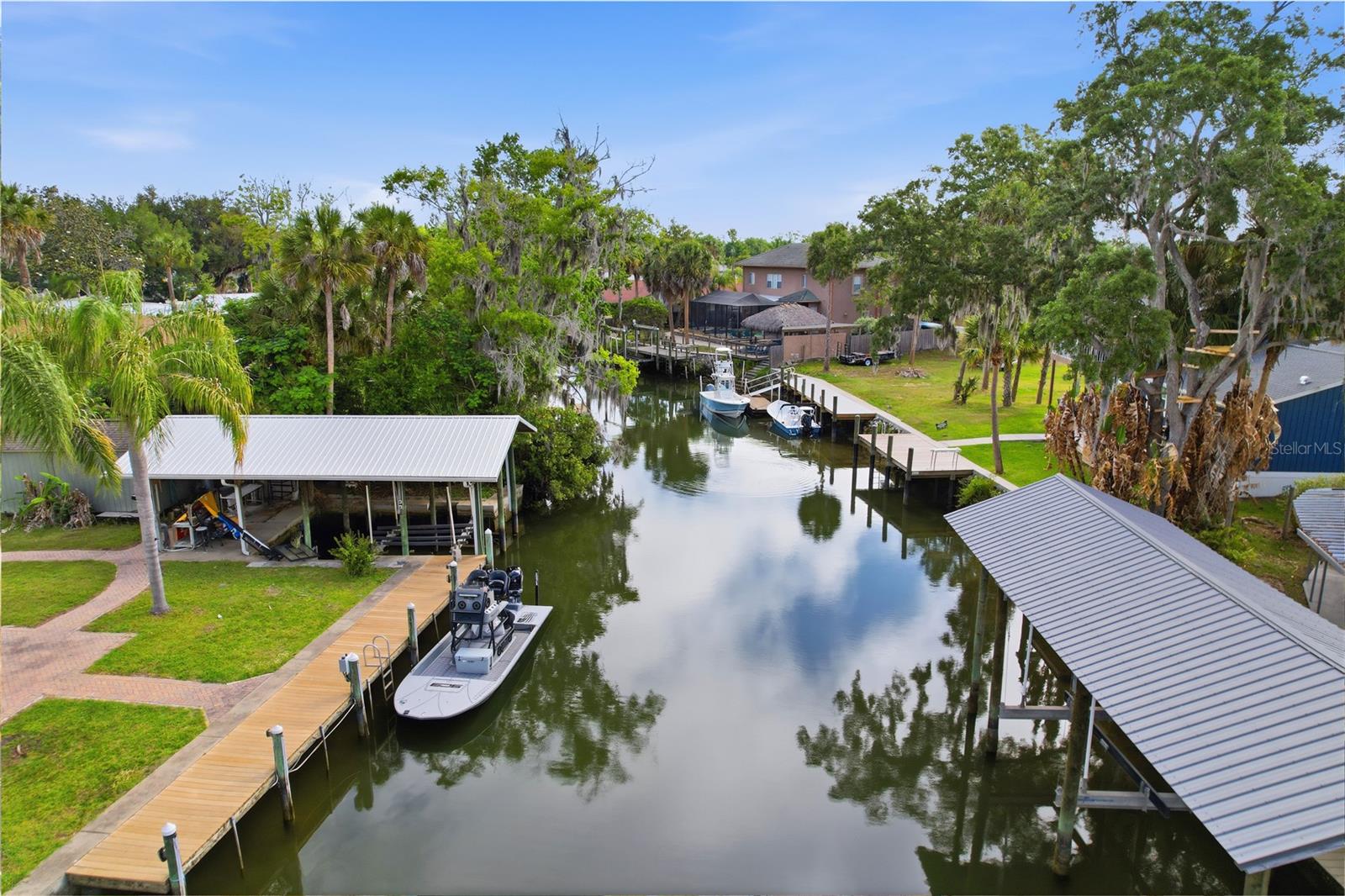 Image 39 of 49 For 9235 Harbor Isle Court