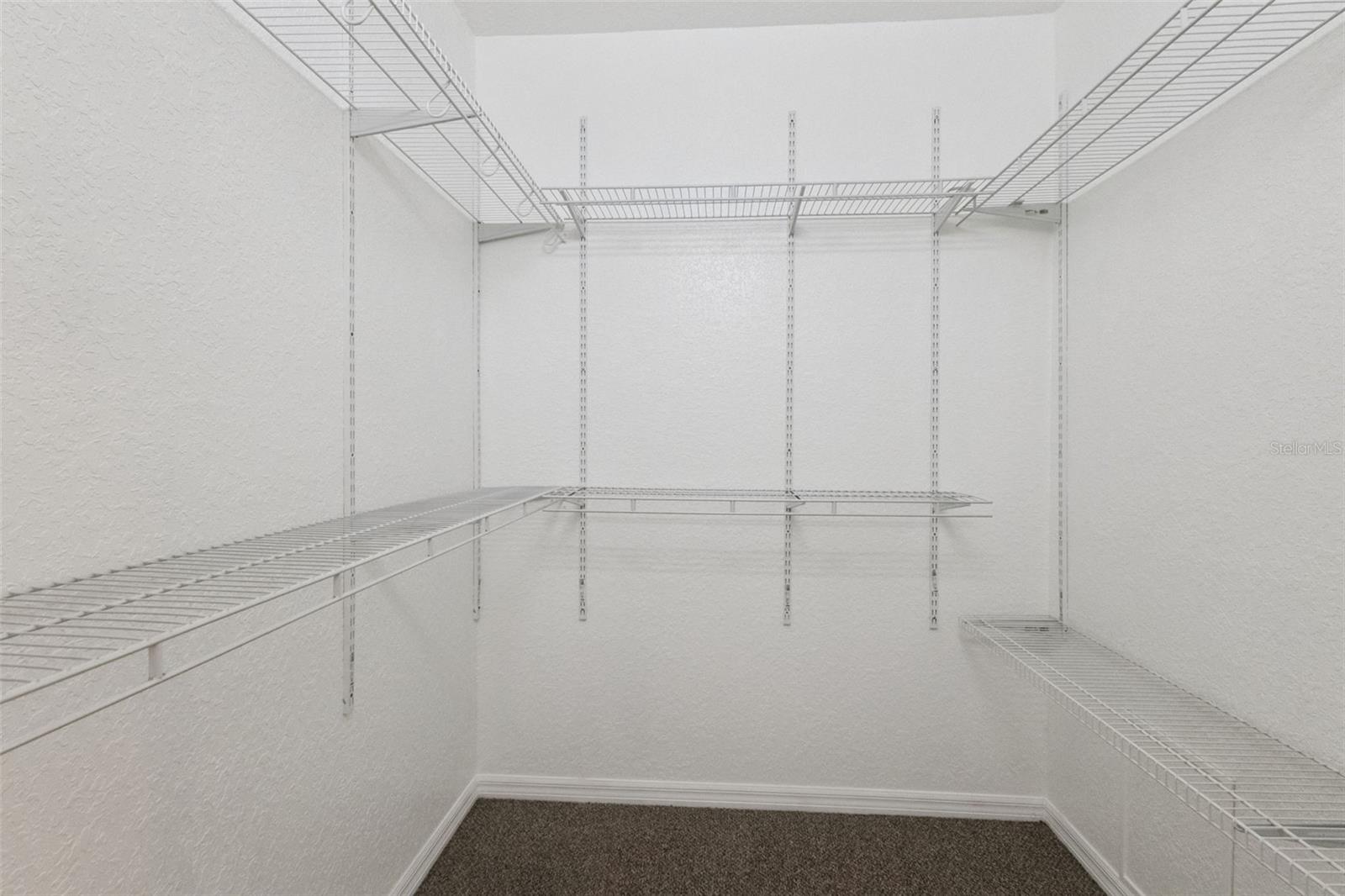 Image 13 of 51 For 9073 Saint Andrews Way