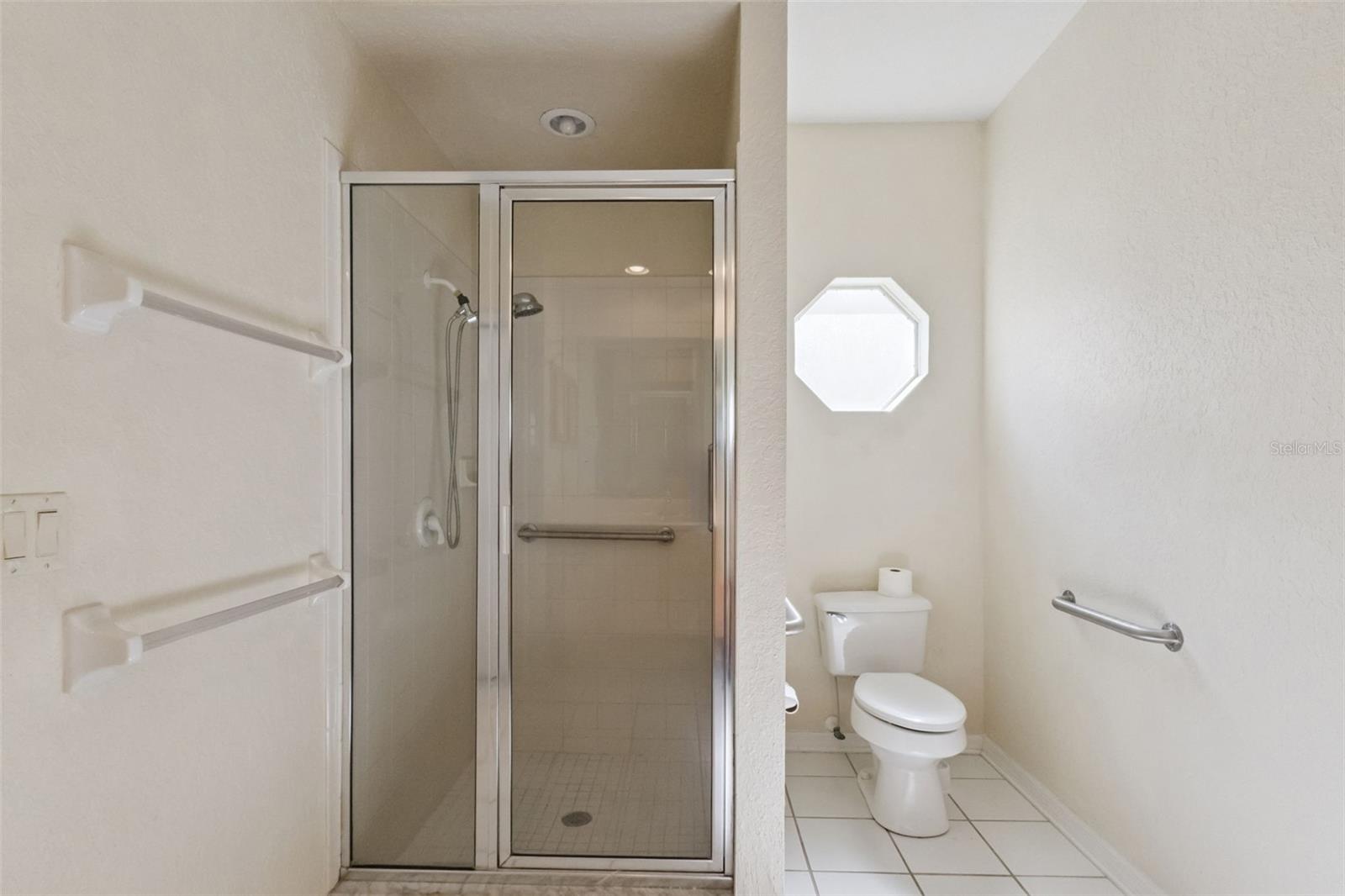 Image 15 of 51 For 9073 Saint Andrews Way