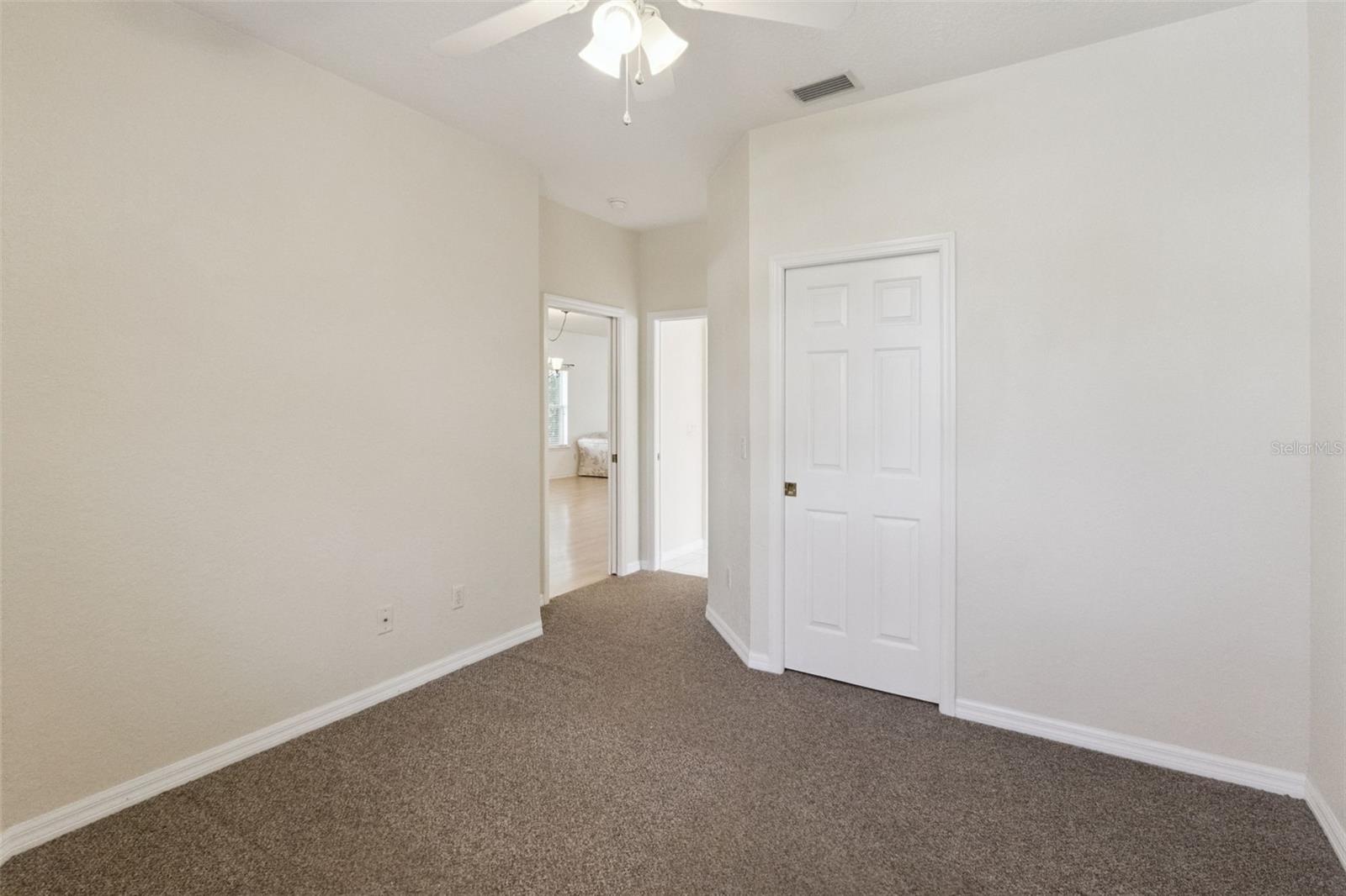 Image 16 of 51 For 9073 Saint Andrews Way