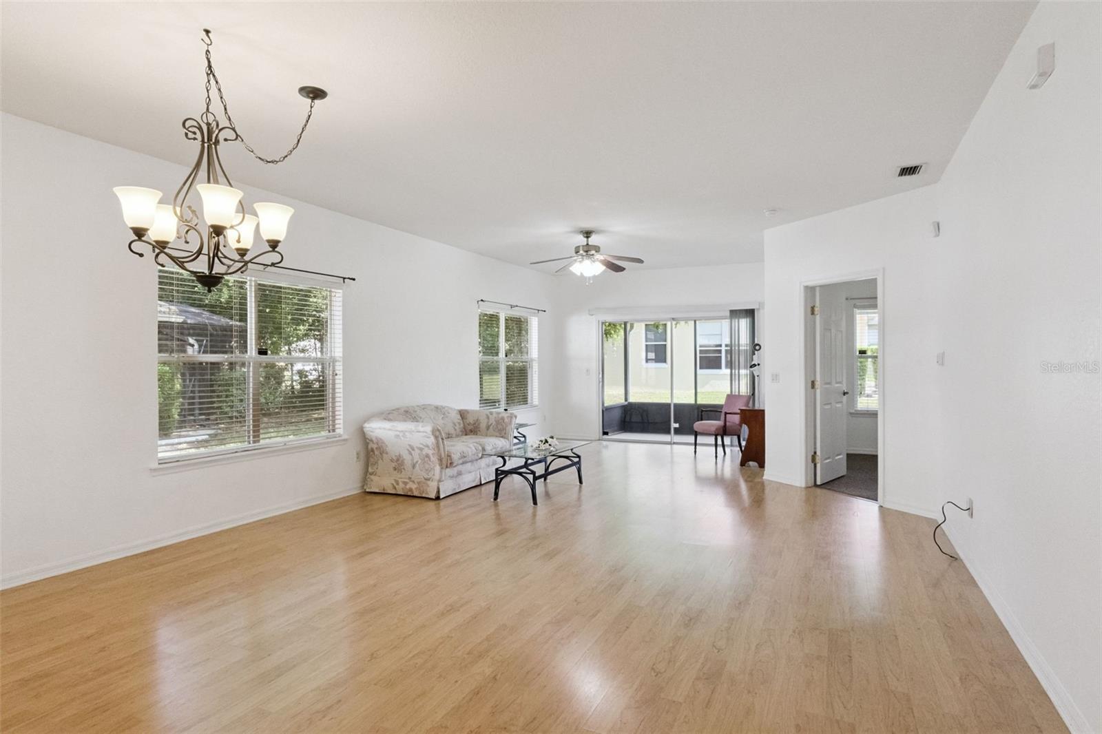 Image 3 of 51 For 9073 Saint Andrews Way