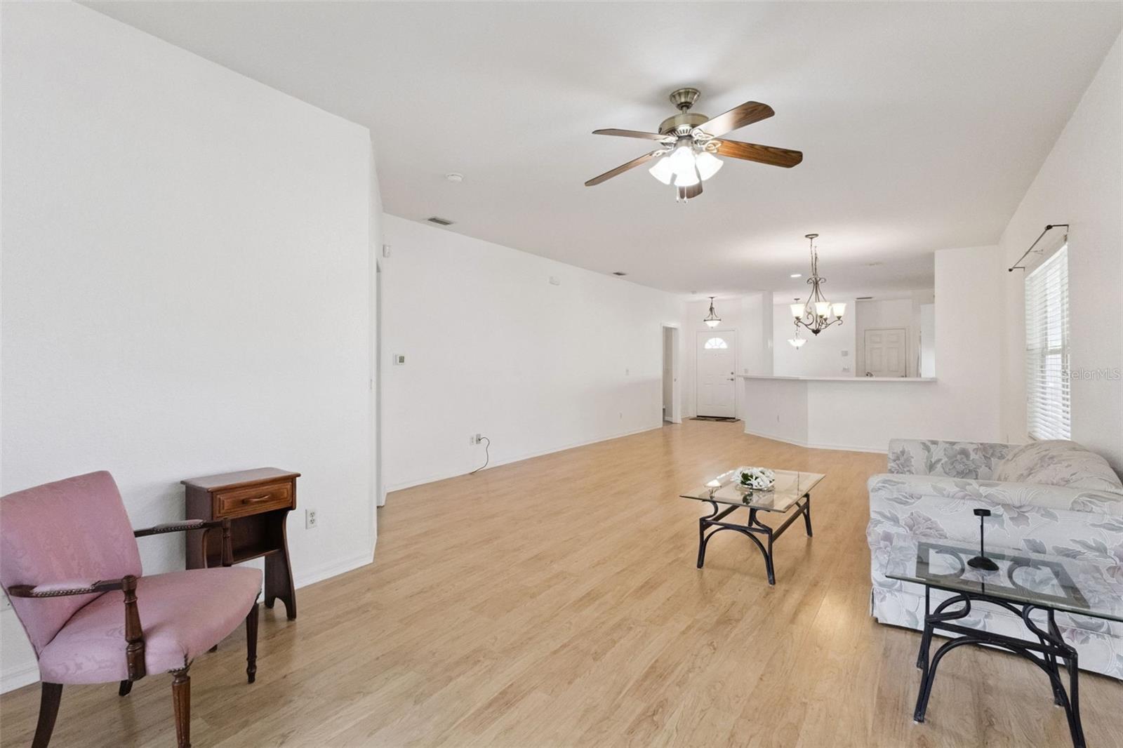 Image 5 of 51 For 9073 Saint Andrews Way