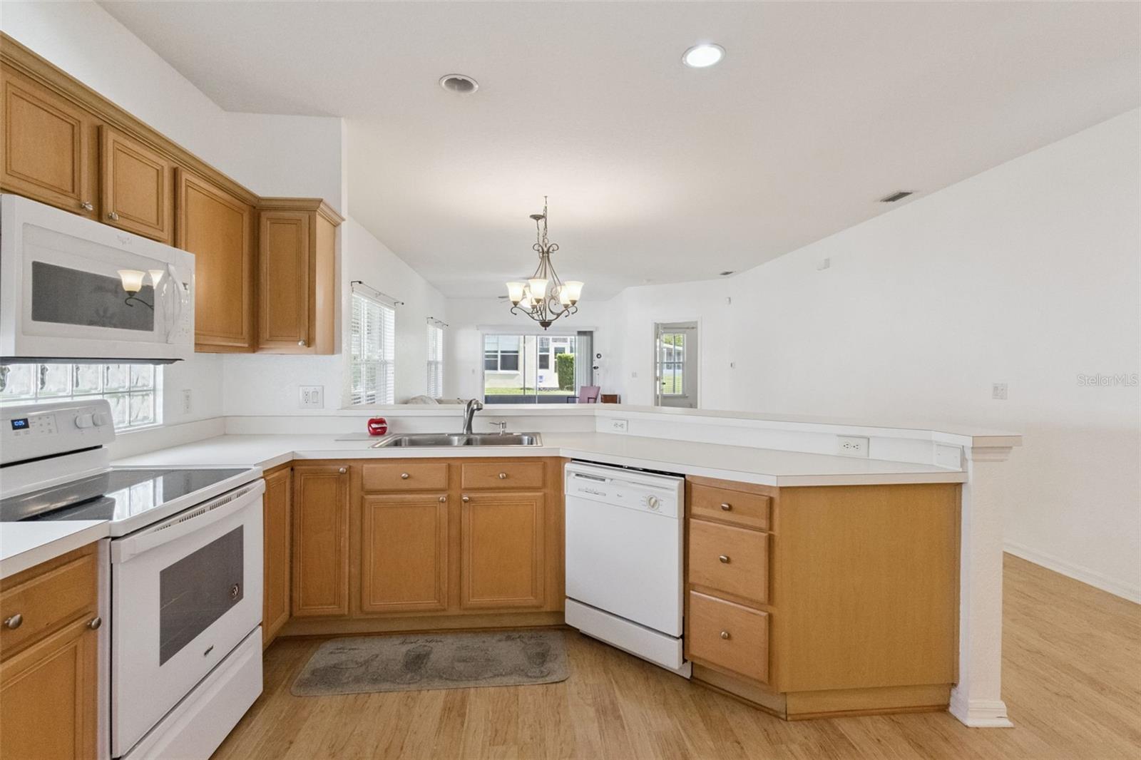 Image 8 of 51 For 9073 Saint Andrews Way