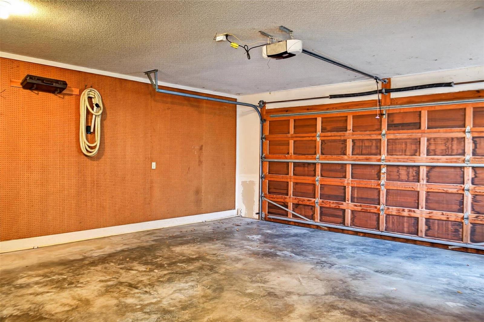 Listing photo id 25 for 603 Waterwood Drive