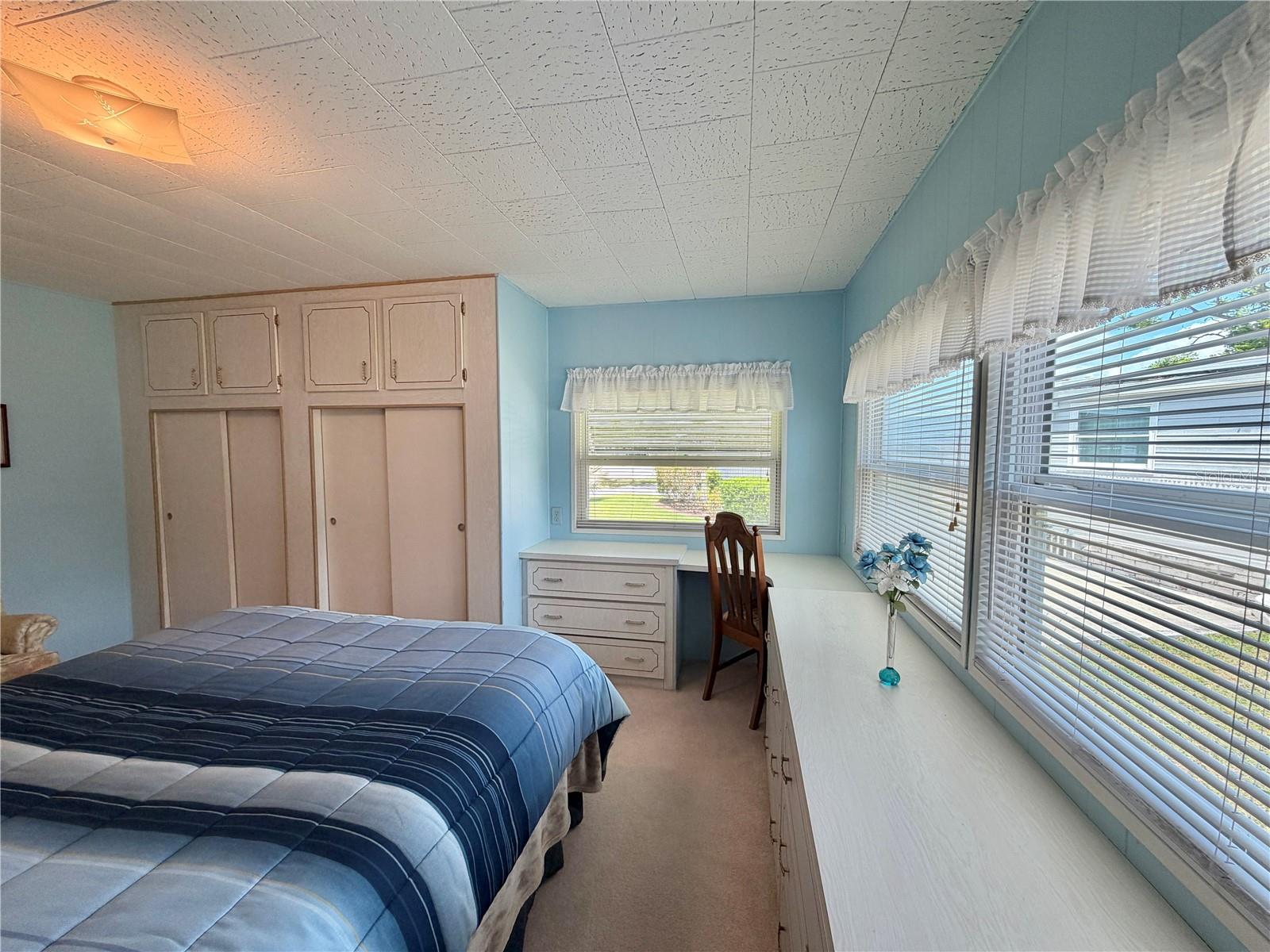 Image 31 of 47 For 223 Hawthorne Boulevard