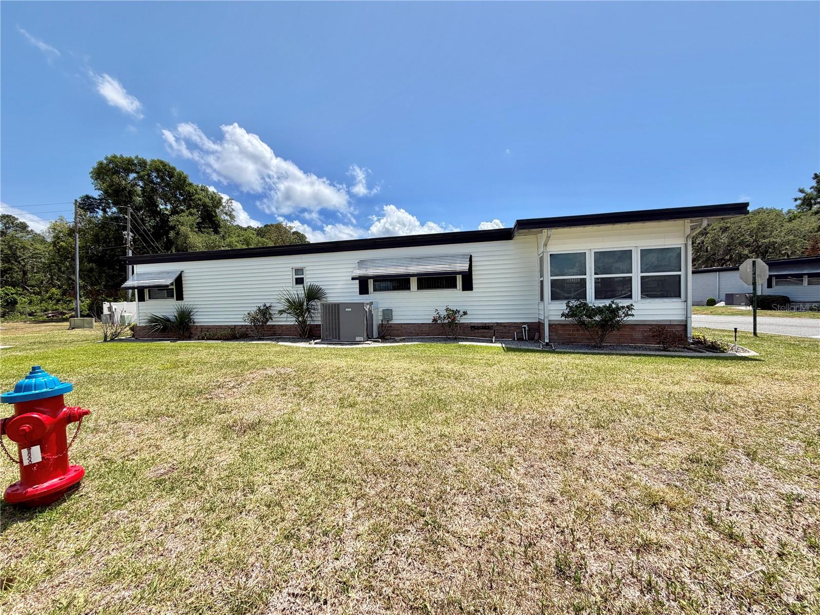 Image 43 of 47 For 223 Hawthorne Boulevard