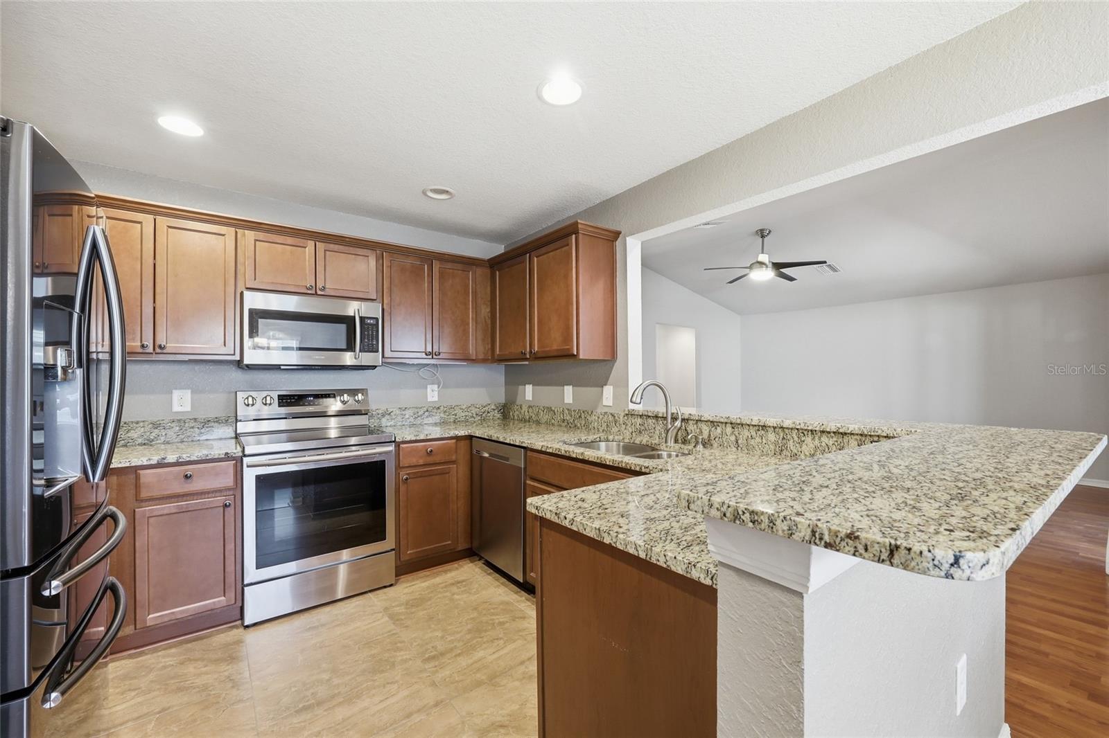Image 15 of 39 For 306 Stonepoint Lane