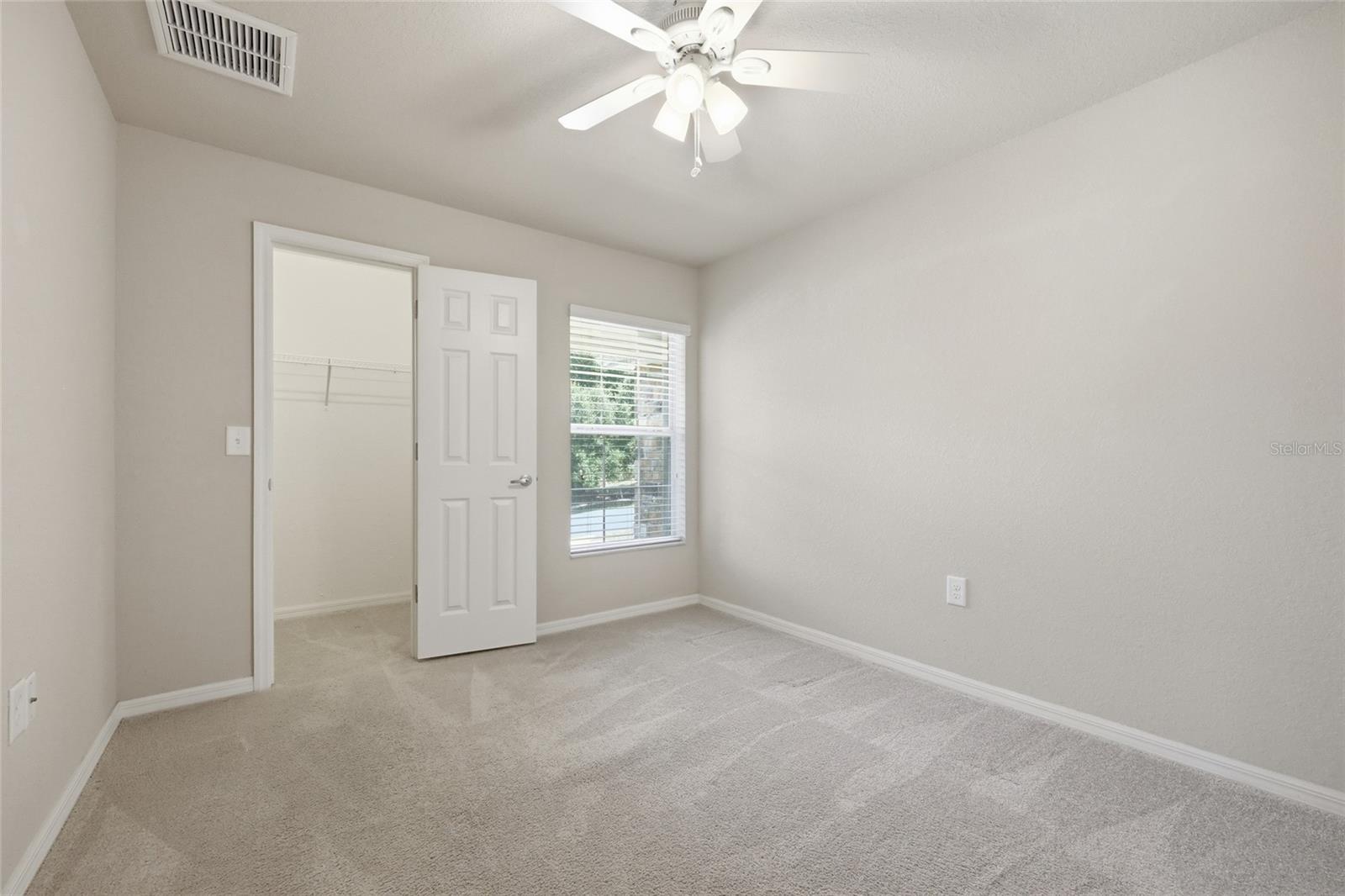 Image 19 of 39 For 306 Stonepoint Lane