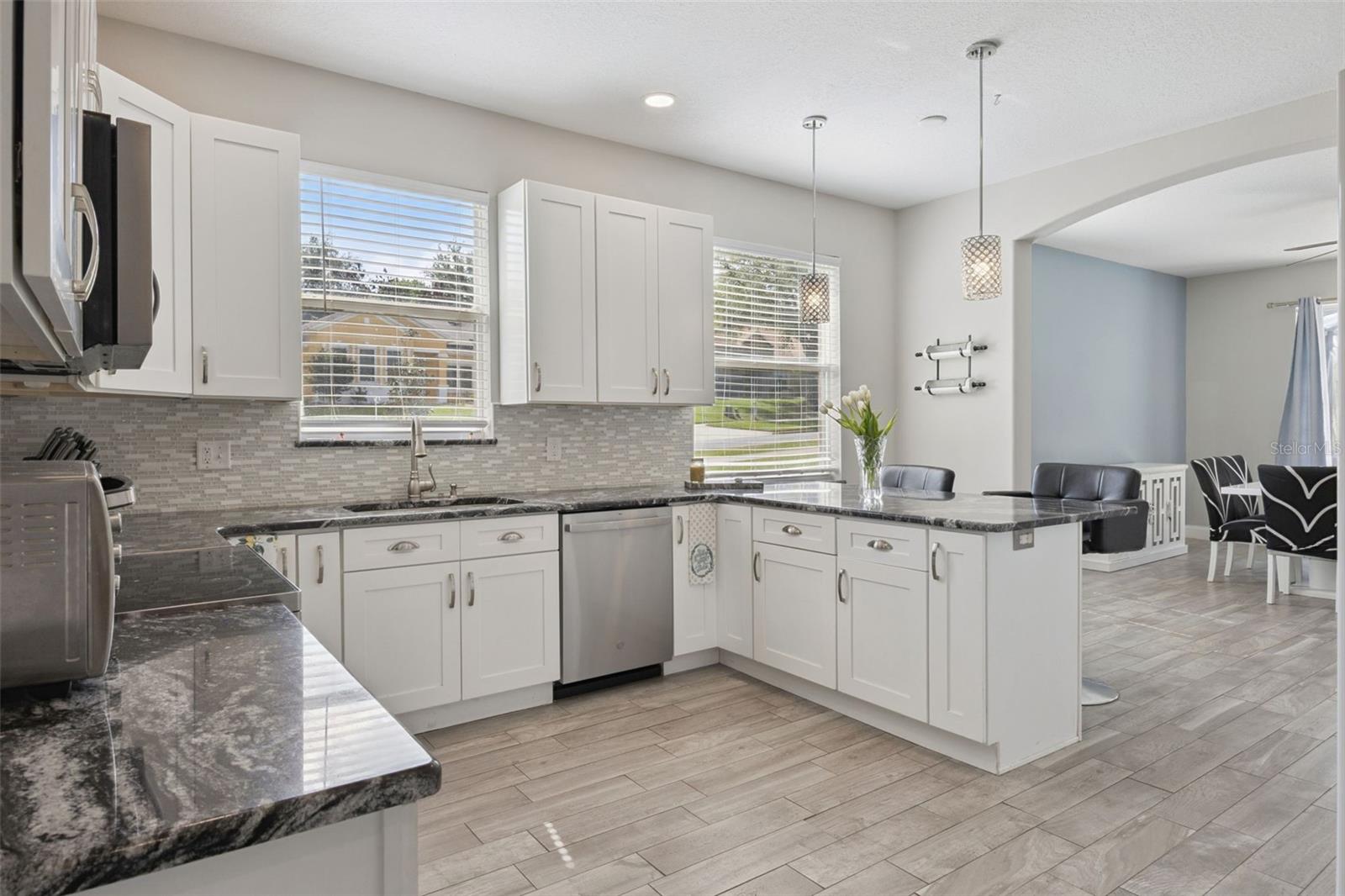 Image 11 of 35 For 465 Rob Roy Drive