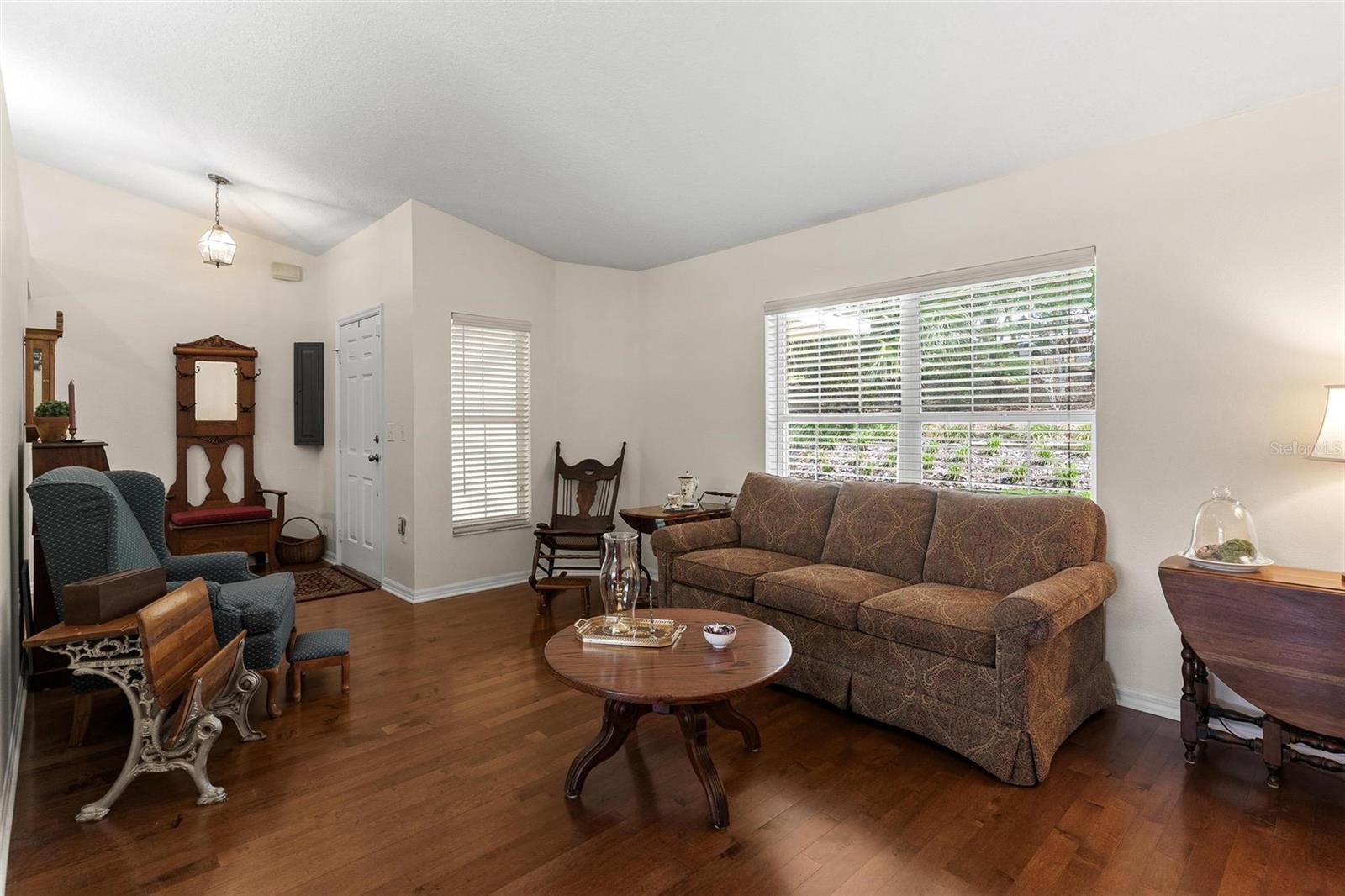 Image 10 of 42 For 4024 Eagle Ridge Road