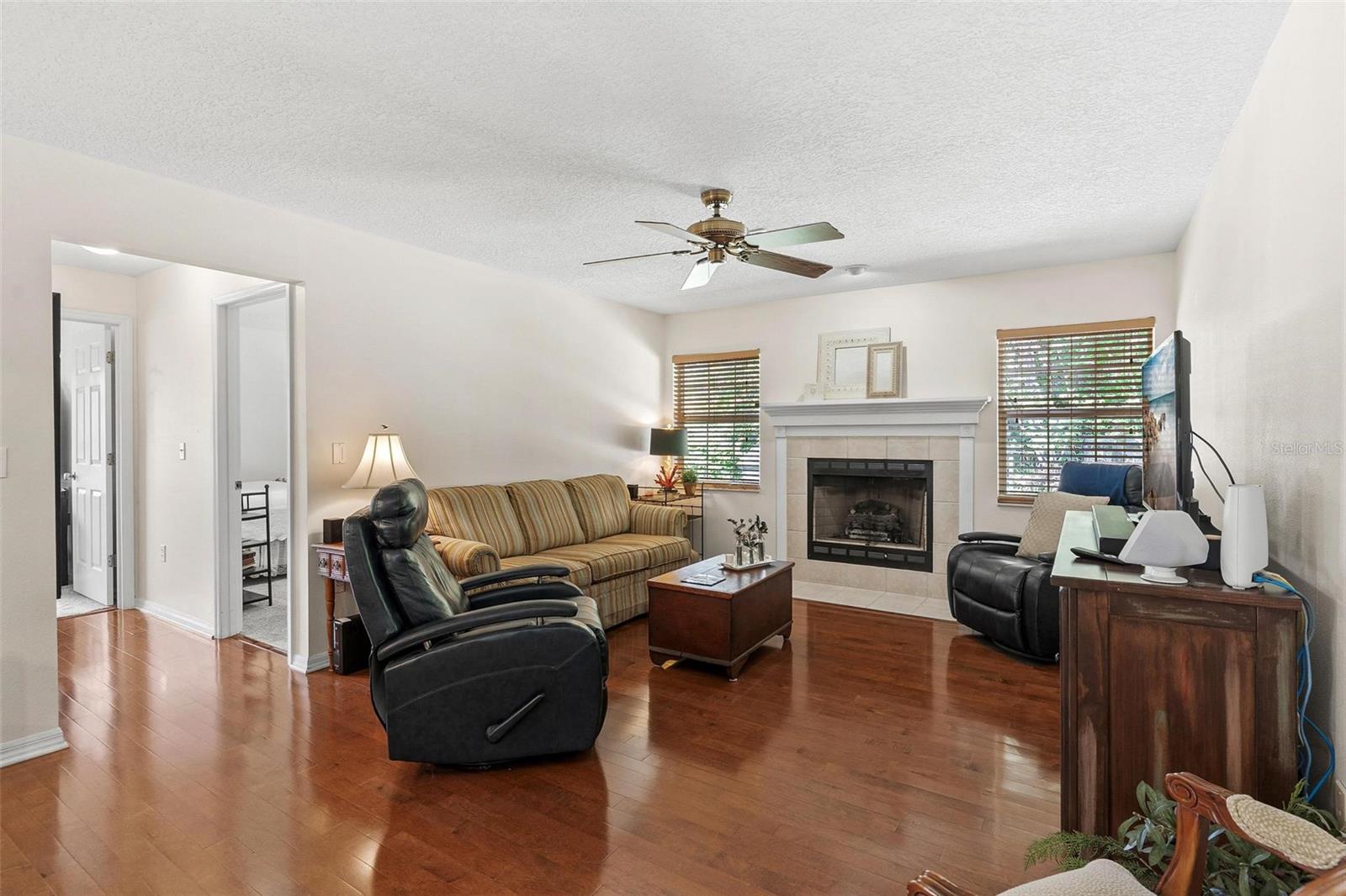 Image 16 of 42 For 4024 Eagle Ridge Road