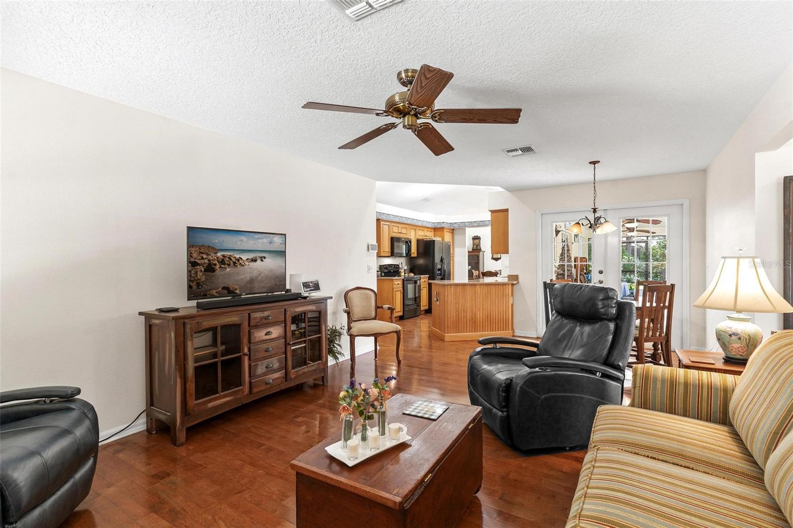 Image 17 of 42 For 4024 Eagle Ridge Road