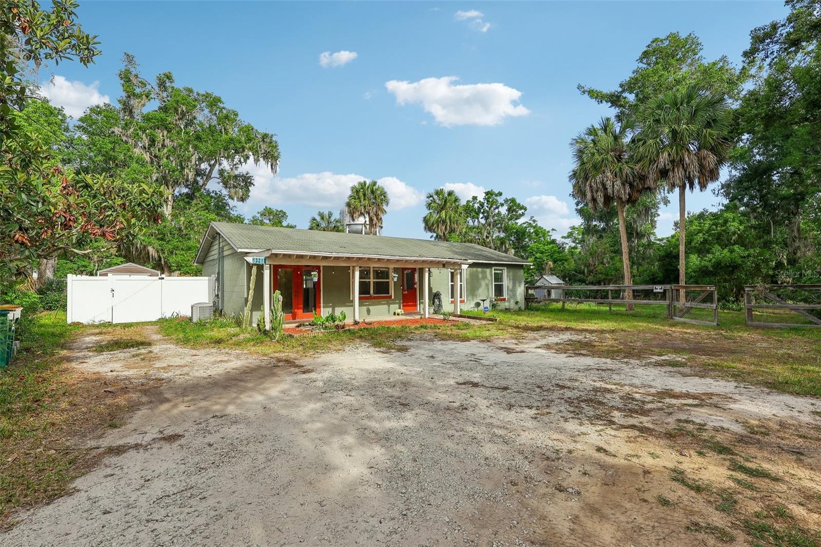 Details for 321 11th Avenue, MOUNT DORA, FL 32757