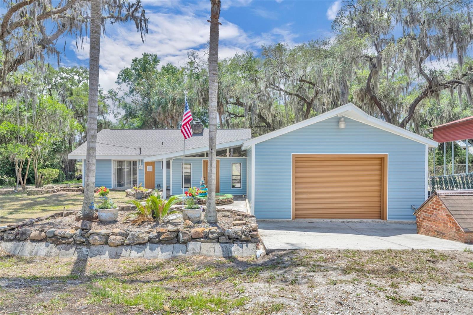Details for 13450 105th Terrace, OCKLAWAHA, FL 32179