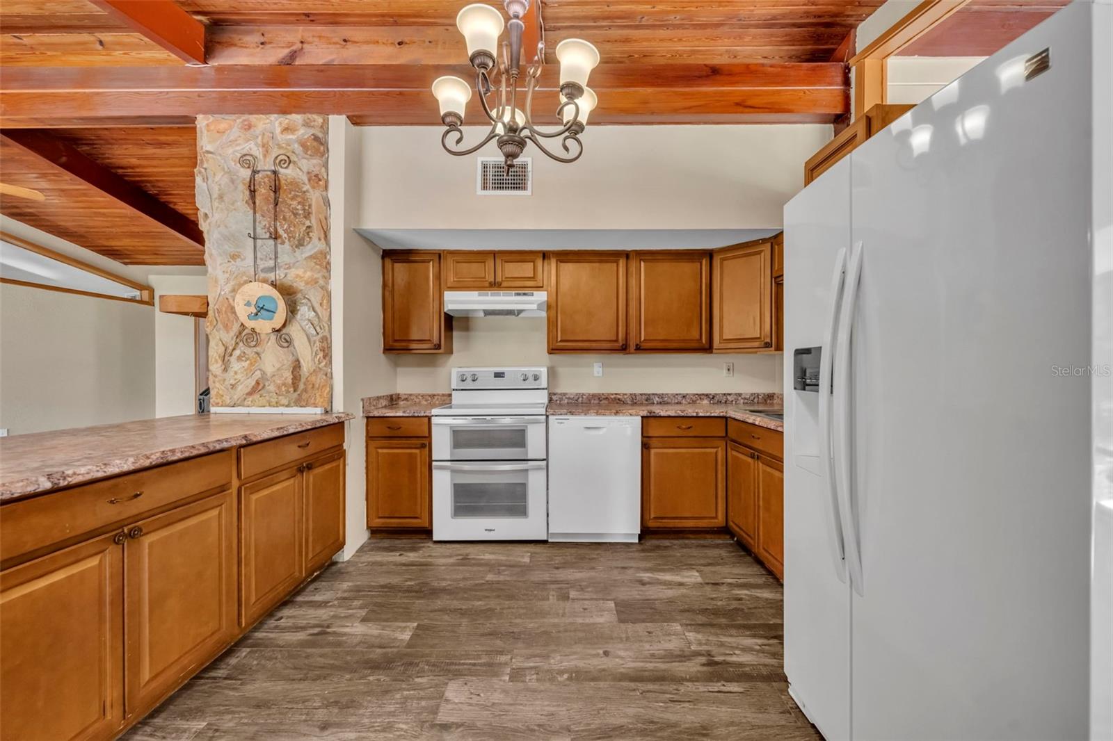 Image 17 of 67 For 13450 105th Terrace