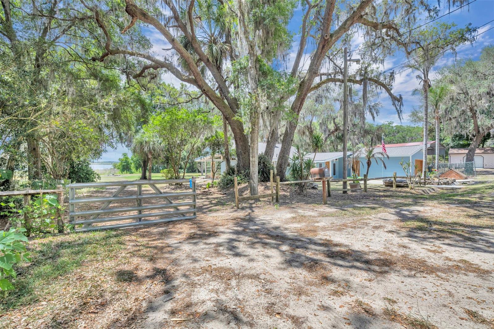 Image 2 of 67 For 13450 105th Terrace
