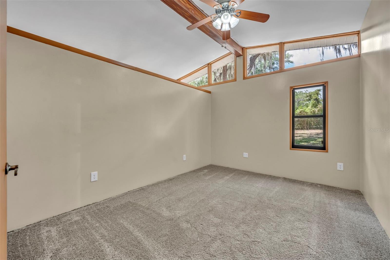 Image 25 of 67 For 13450 105th Terrace