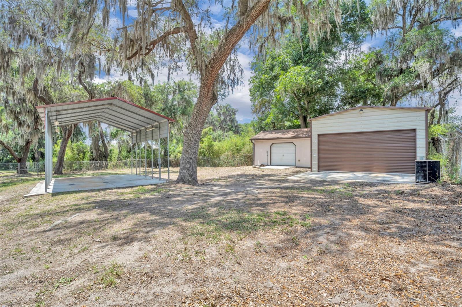 Image 43 of 67 For 13450 105th Terrace