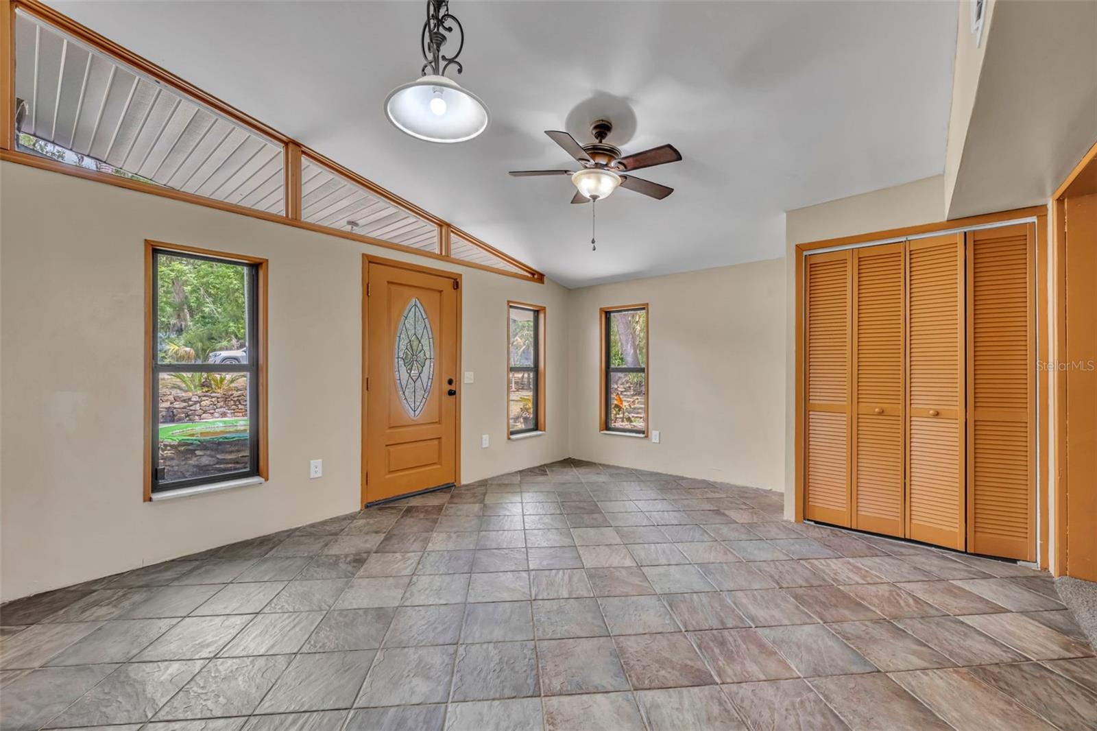 Image 9 of 67 For 13450 105th Terrace
