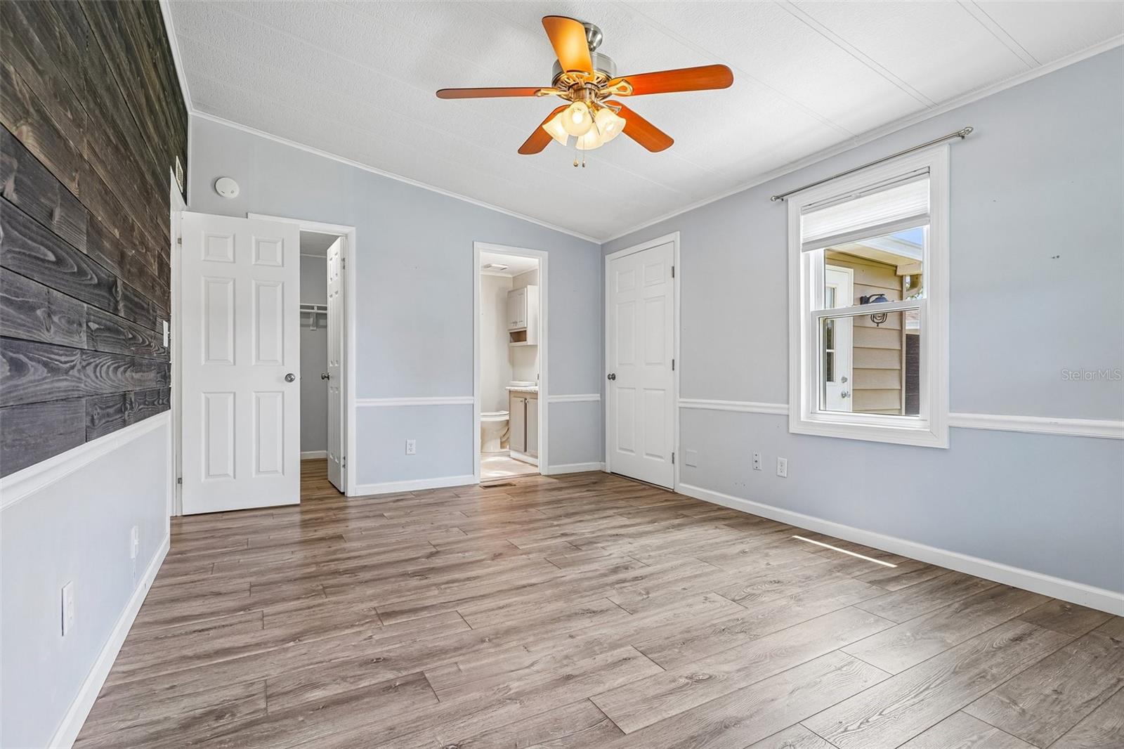 Image 16 of 43 For 1620 Schwartz Boulevard