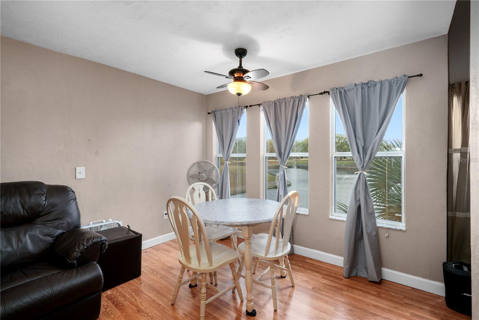 Image 24 of 39 For 17203 Sandalwood Drive