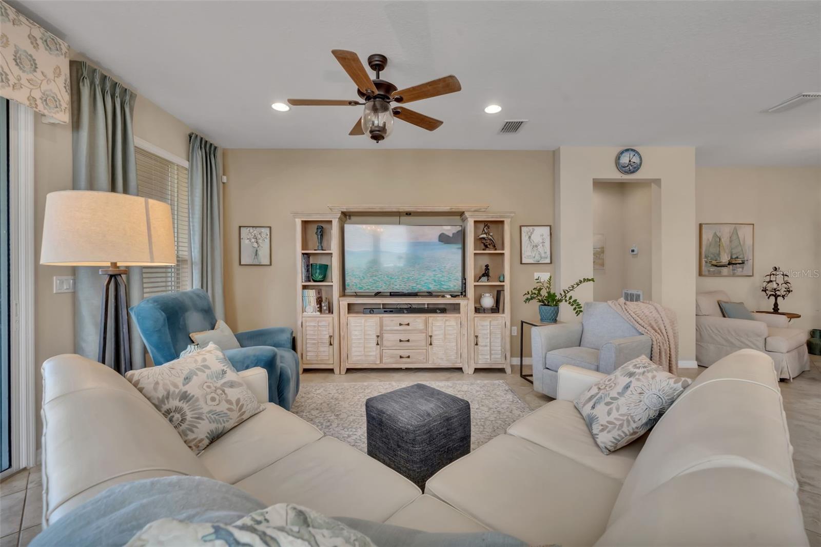 Image 30 of 67 For 615 Conservation Boulevard