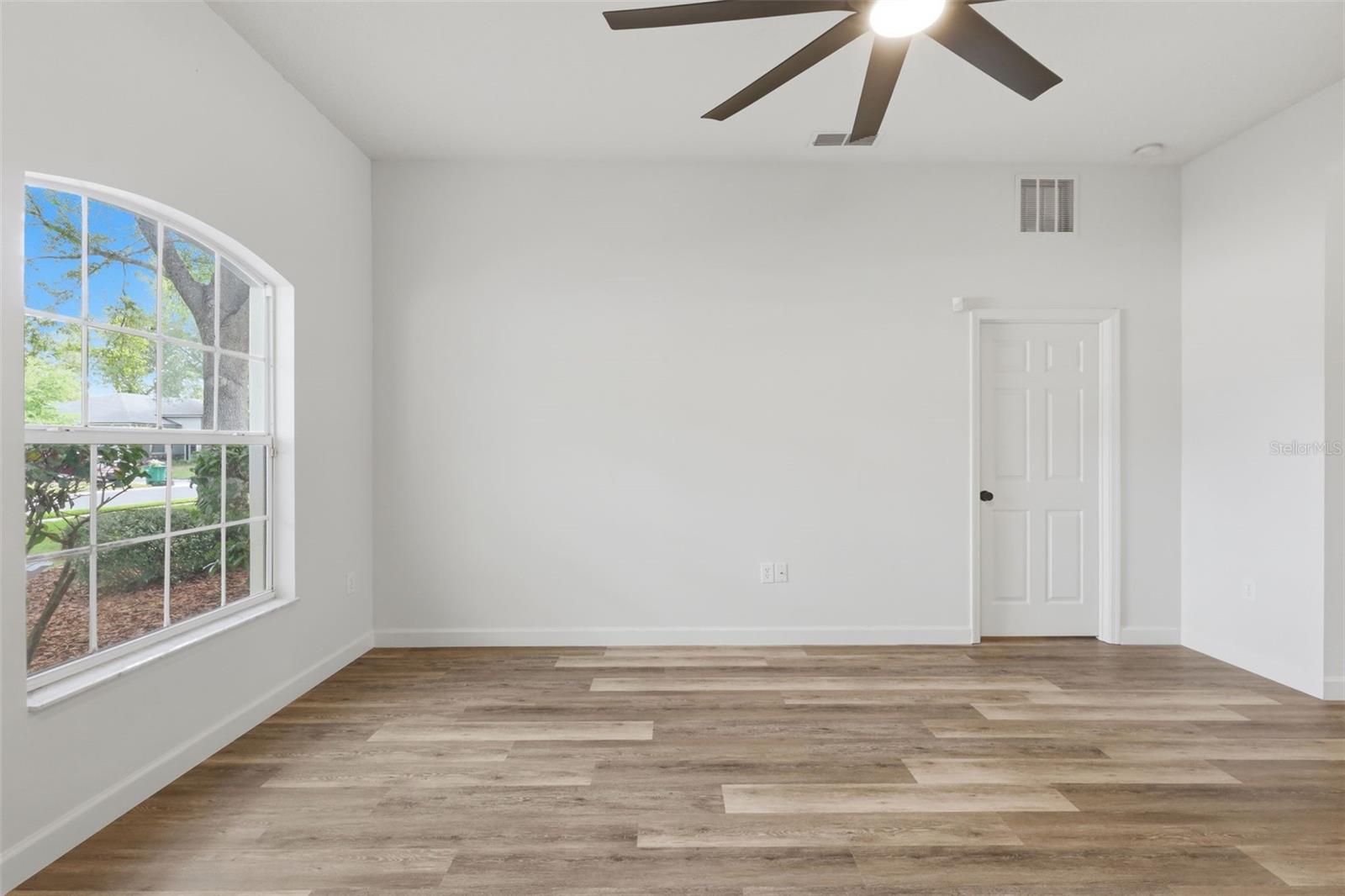Image 10 of 36 For 814 Cypress Oak Circle