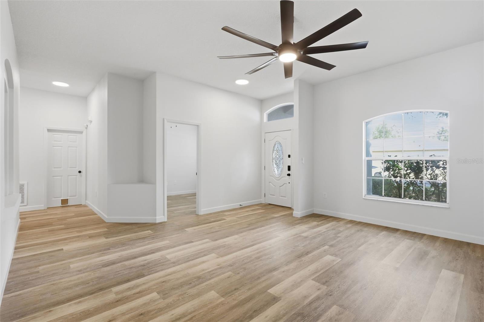 Image 12 of 36 For 814 Cypress Oak Circle