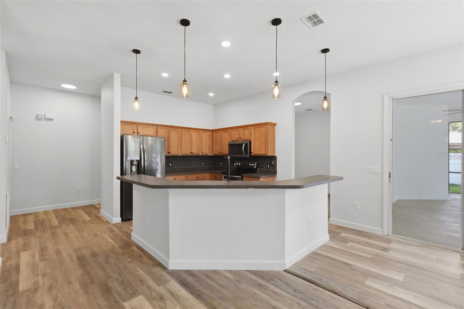 Image 21 of 36 For 814 Cypress Oak Circle