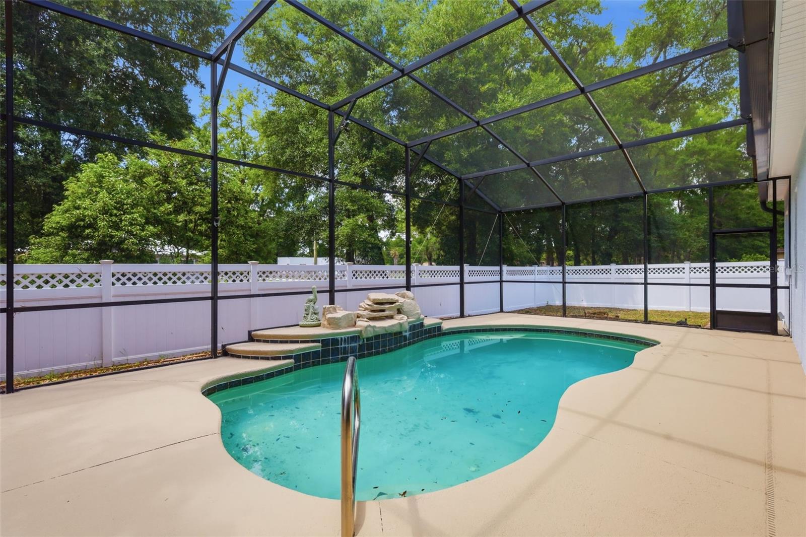 Image 3 of 36 For 814 Cypress Oak Circle
