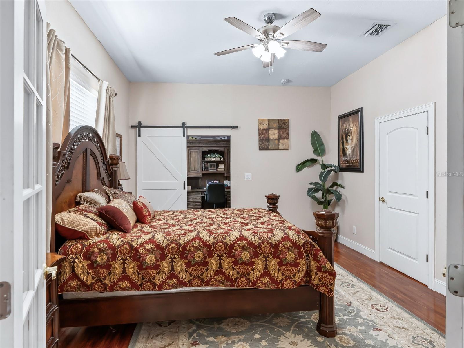 Image 22 of 63 For 7157 Knoxville Dr
