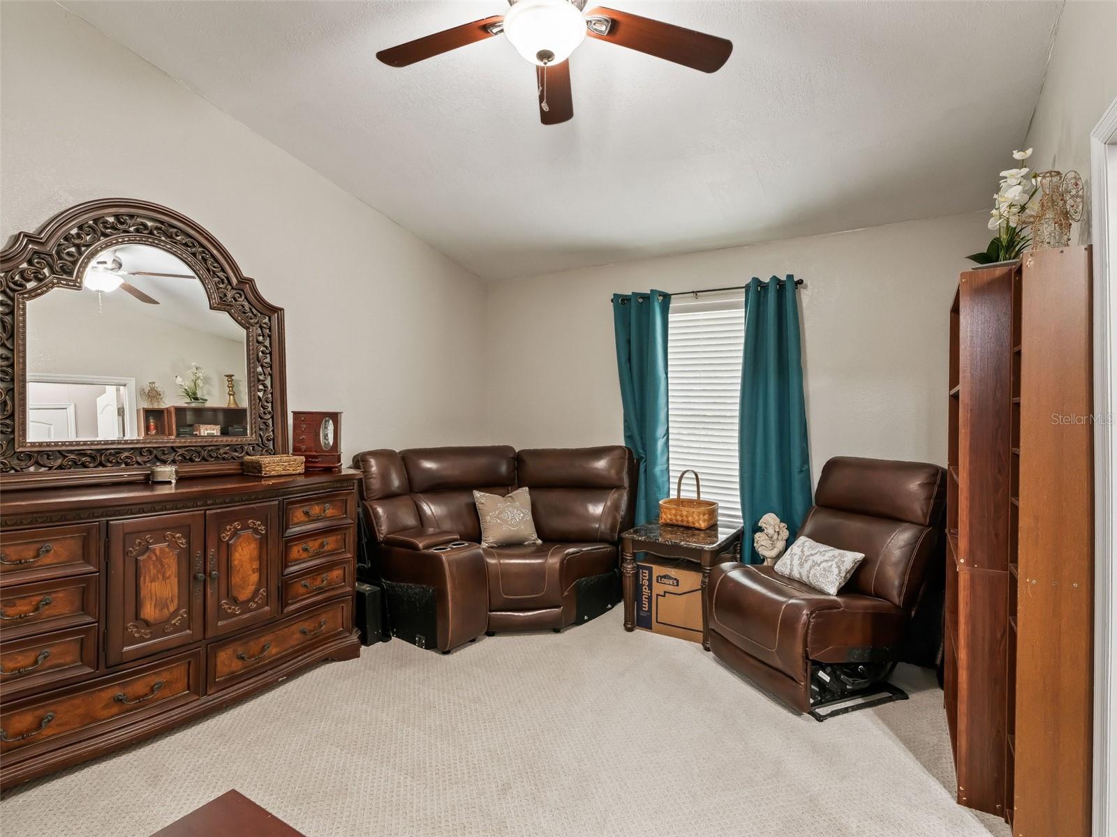 Image 39 of 63 For 7157 Knoxville Dr