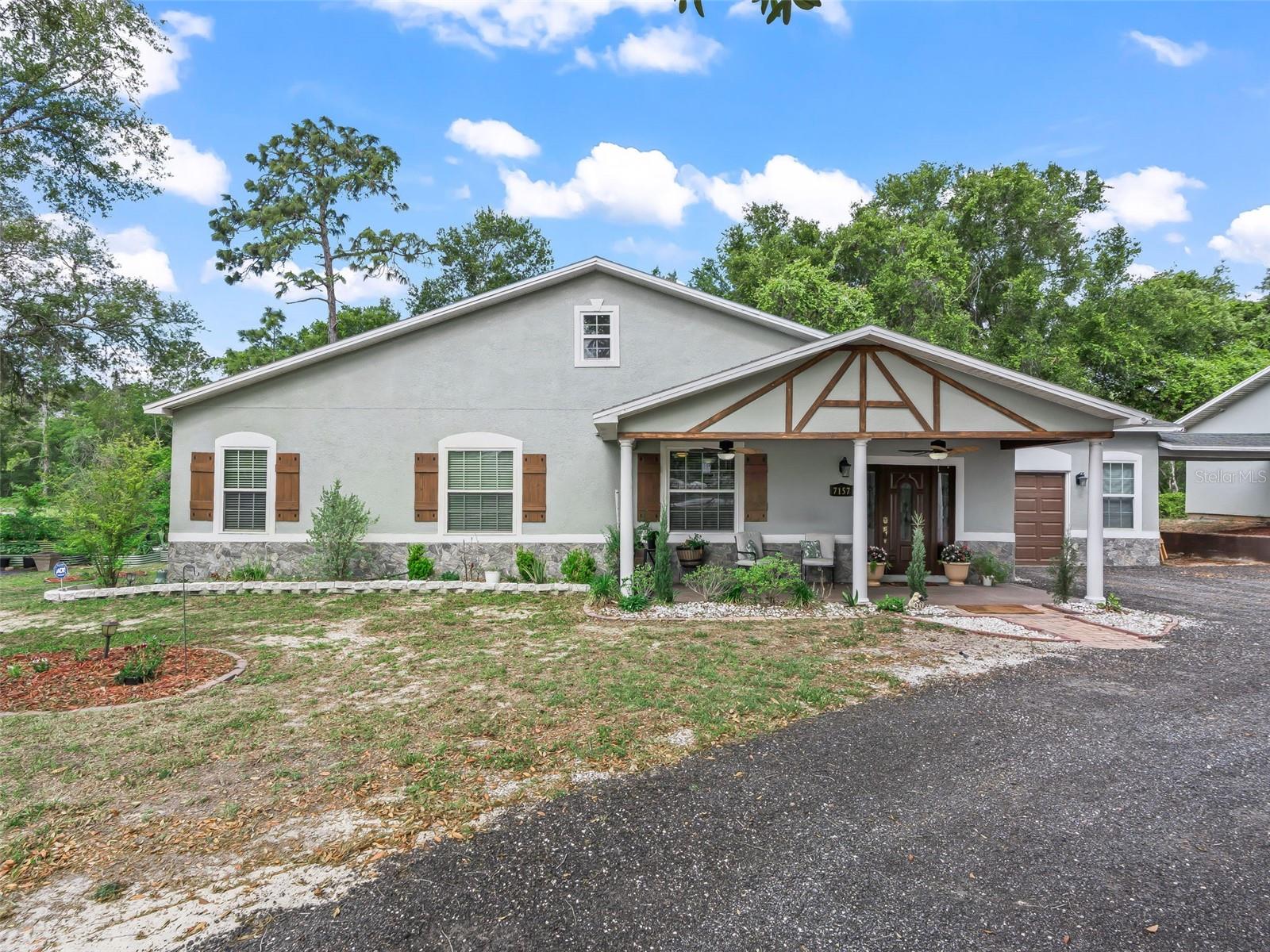 Image 5 of 63 For 7157 Knoxville Dr