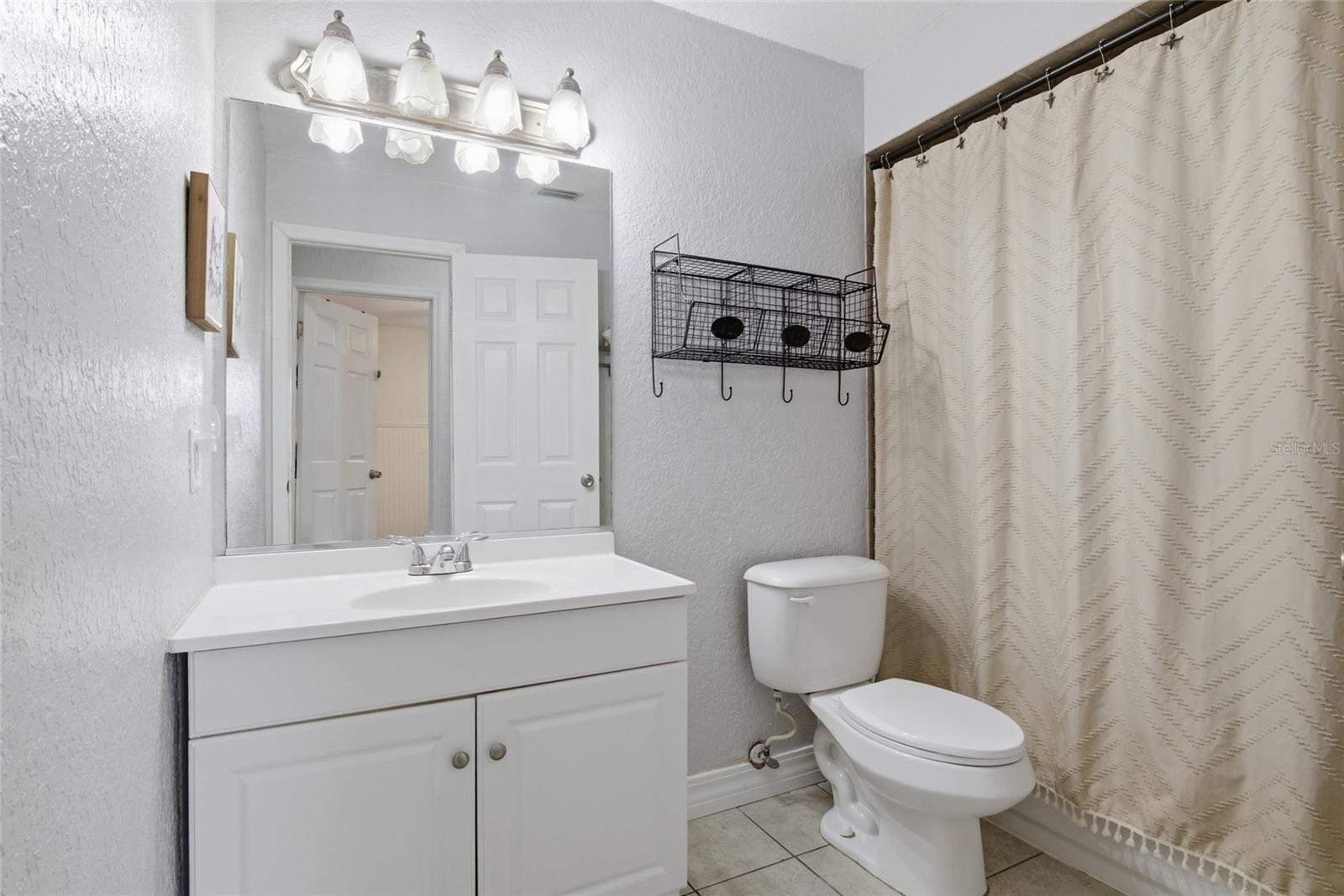 Image 12 of 24 For 212 Jumper Drive S
