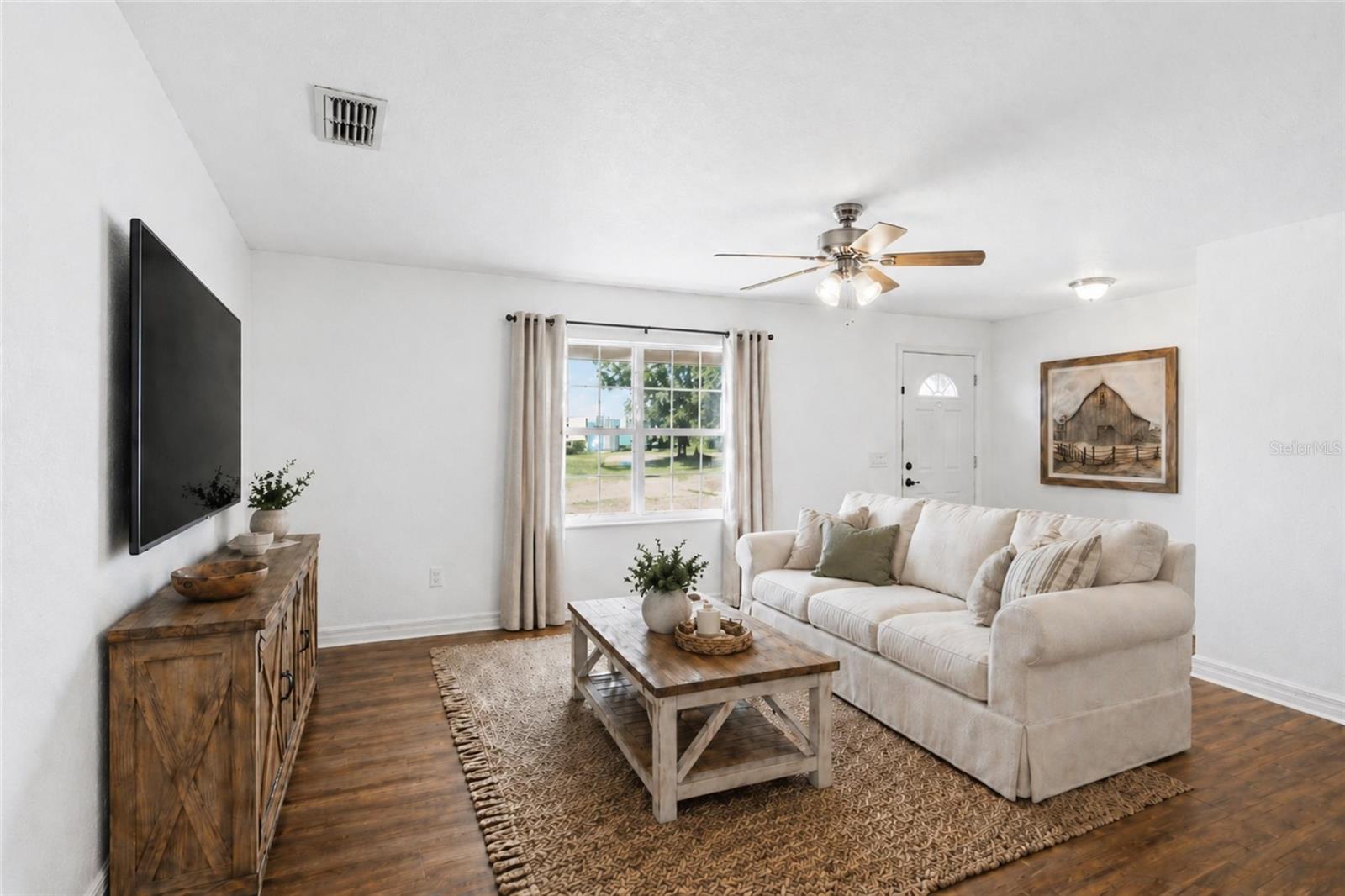 Image 6 of 24 For 212 Jumper Drive S