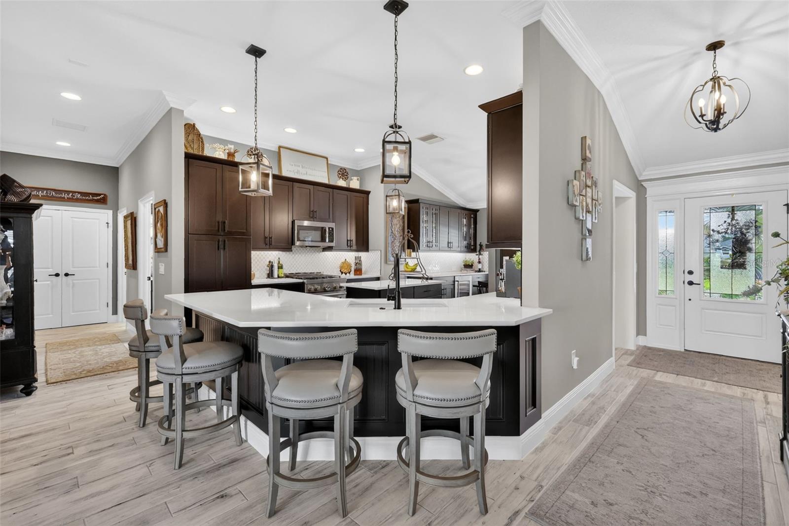 Image 18 of 77 For 4274 Cassandra Court