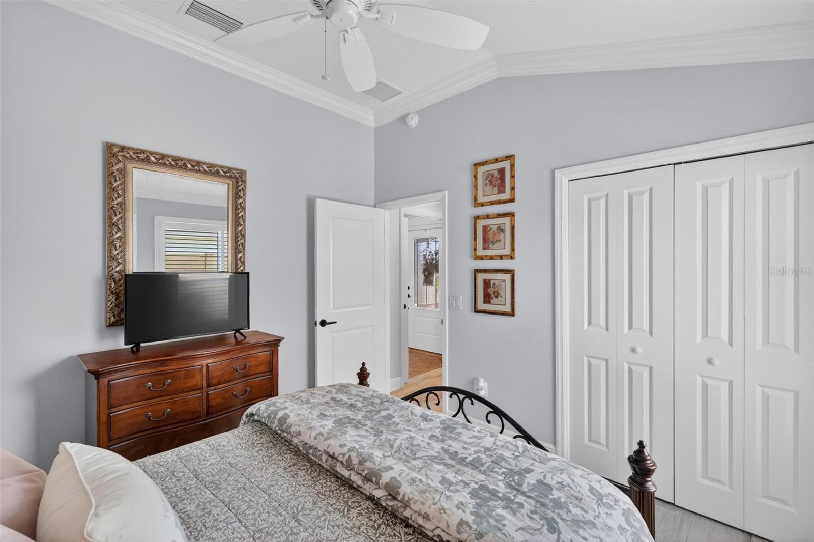 Image 32 of 77 For 4274 Cassandra Court
