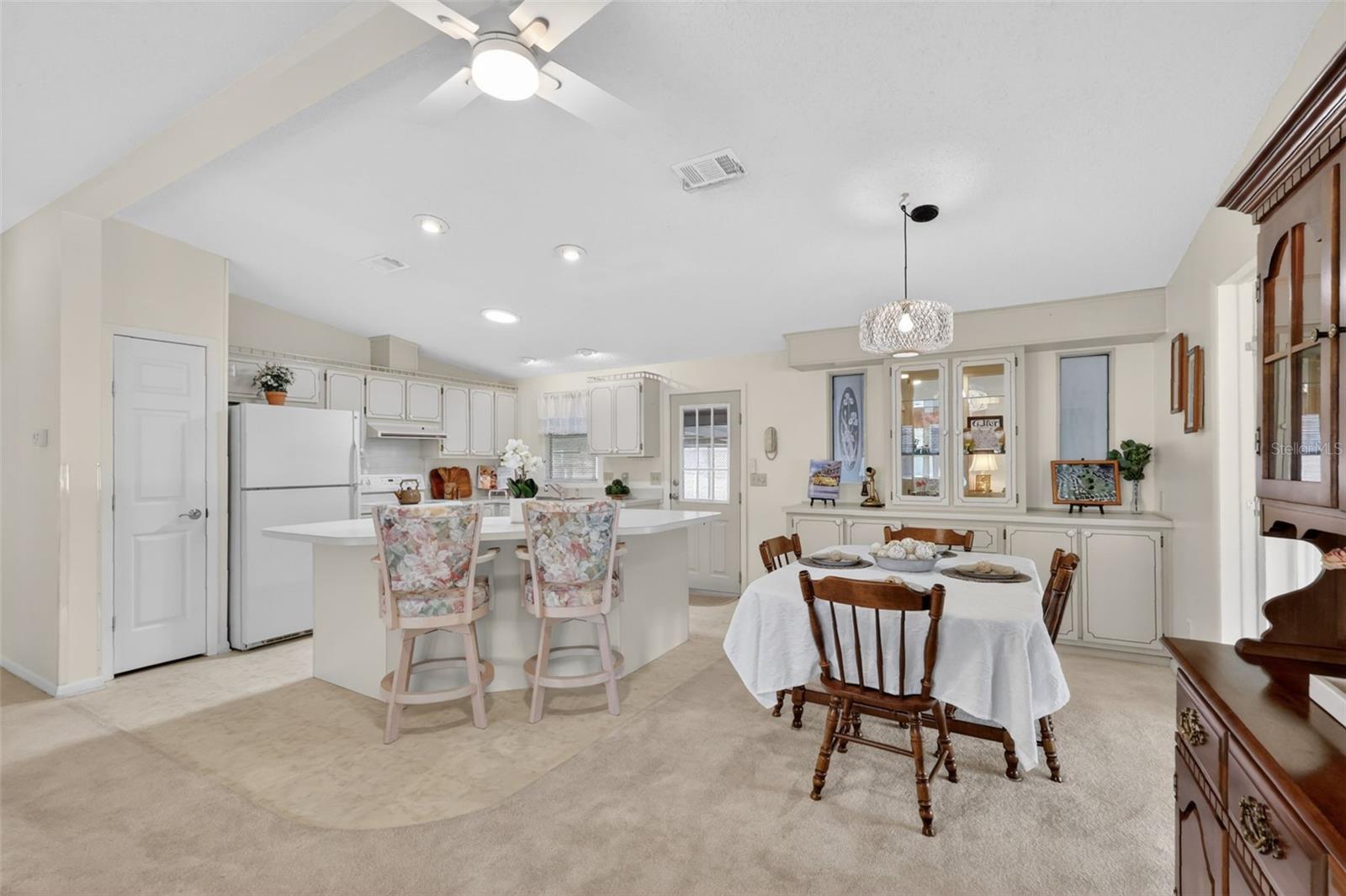 Image 15 of 44 For 706 Tangerine Drive