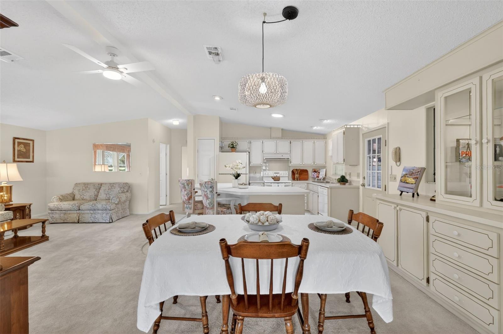 Image 16 of 44 For 706 Tangerine Drive
