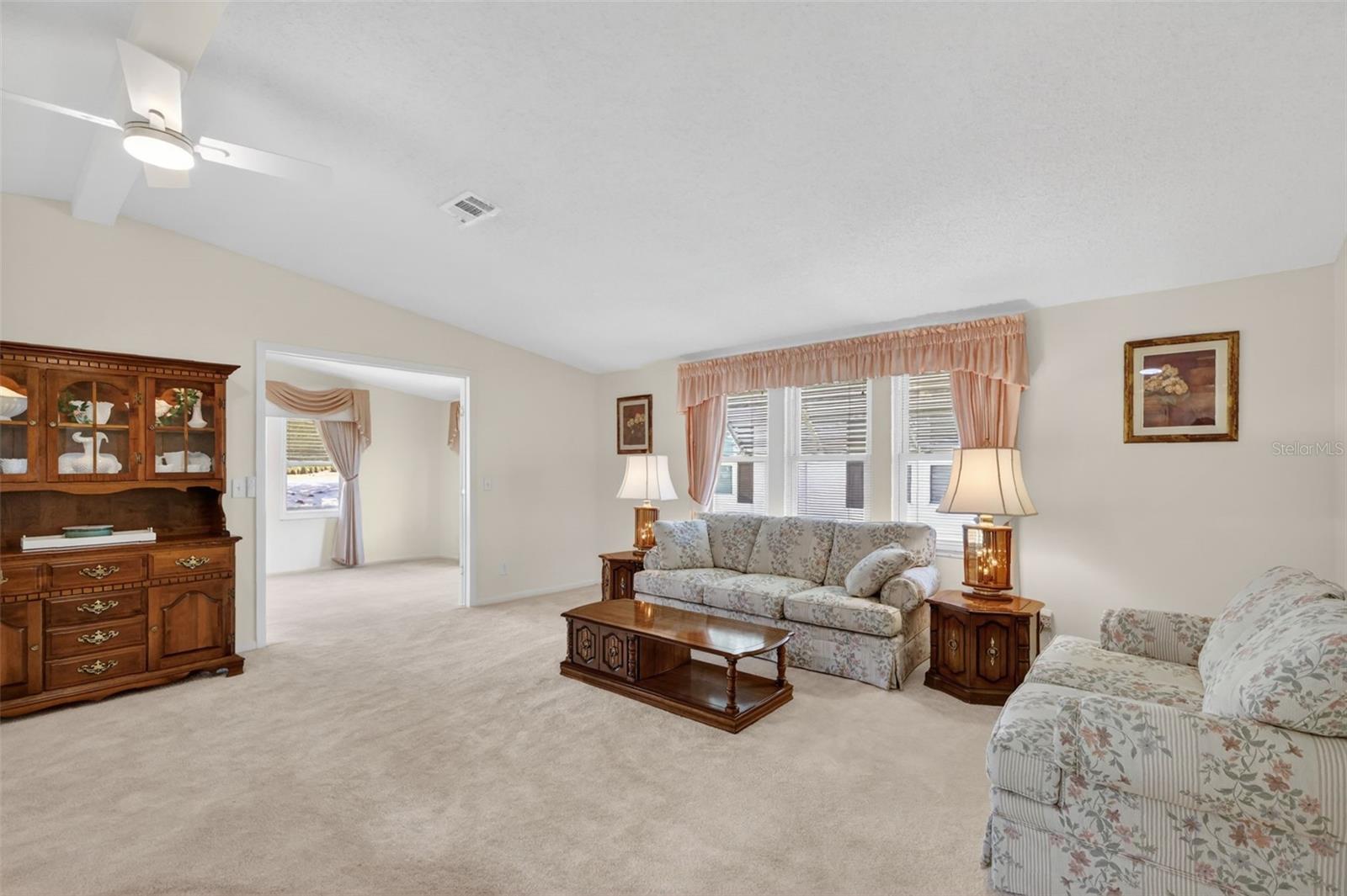 Image 6 of 44 For 706 Tangerine Drive
