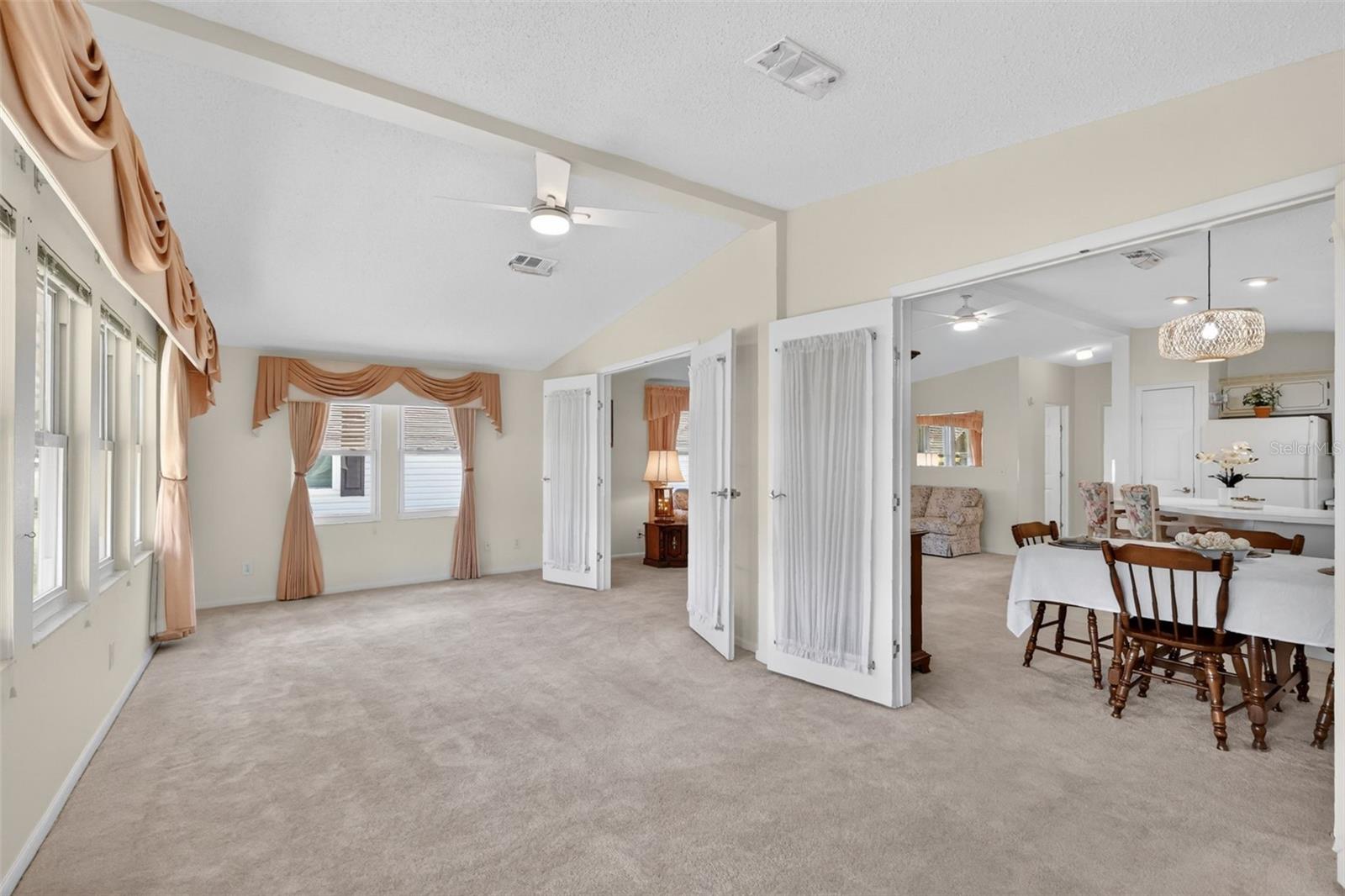 Image 8 of 44 For 706 Tangerine Drive