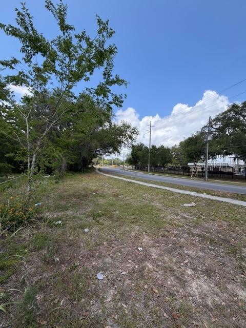 Image 6 of 13 For 451 Rolling Acres Road